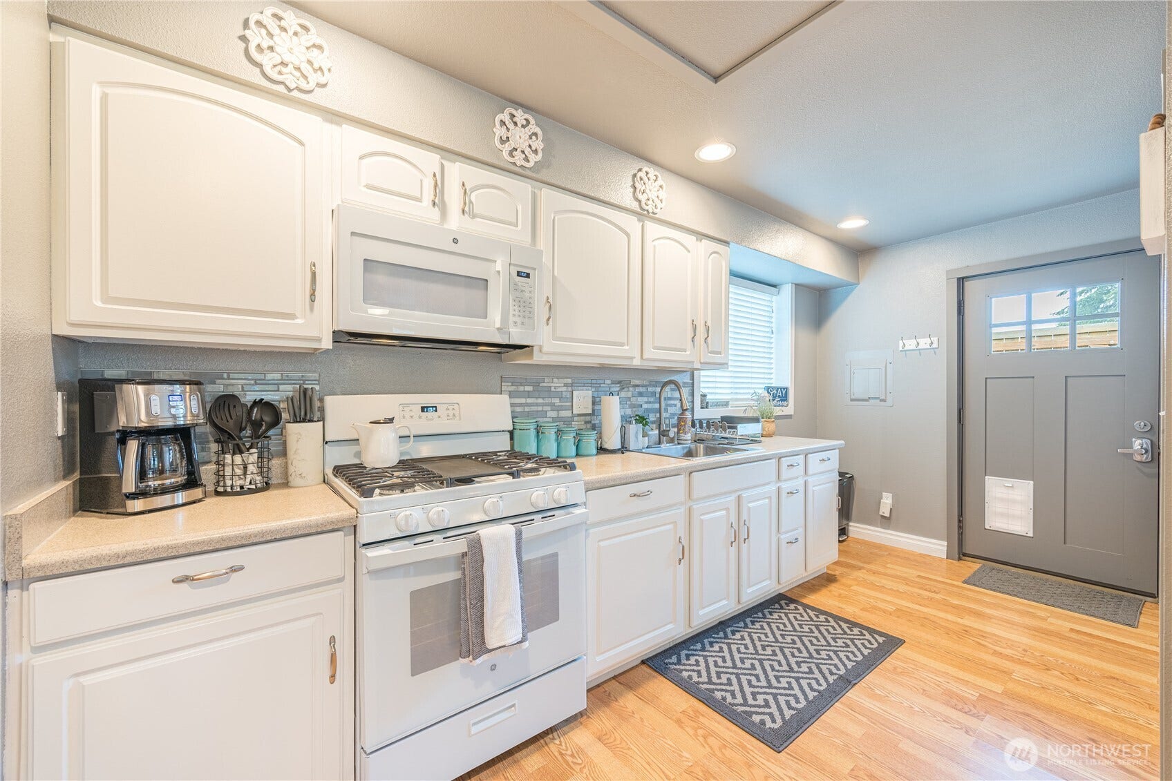 1409 1st Street, Port Townsend, WA 98368 1409 1st Street, Port Townsend, WA 98368