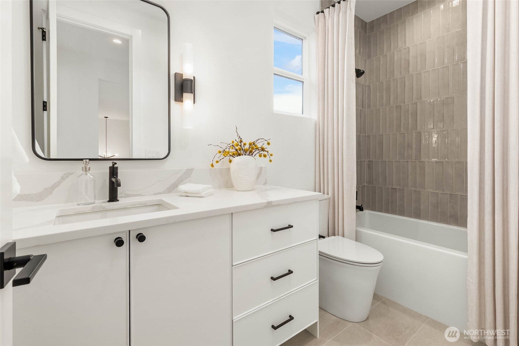17266 NE 18th Place, Bellevue, WA 98008
