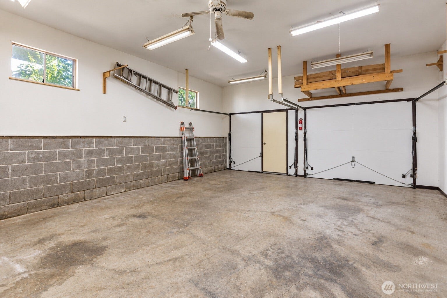 22303 59th Place W, Mountlake Terrace, WA 98043 22303 59th Place W, Mountlake Terrace, WA 98043