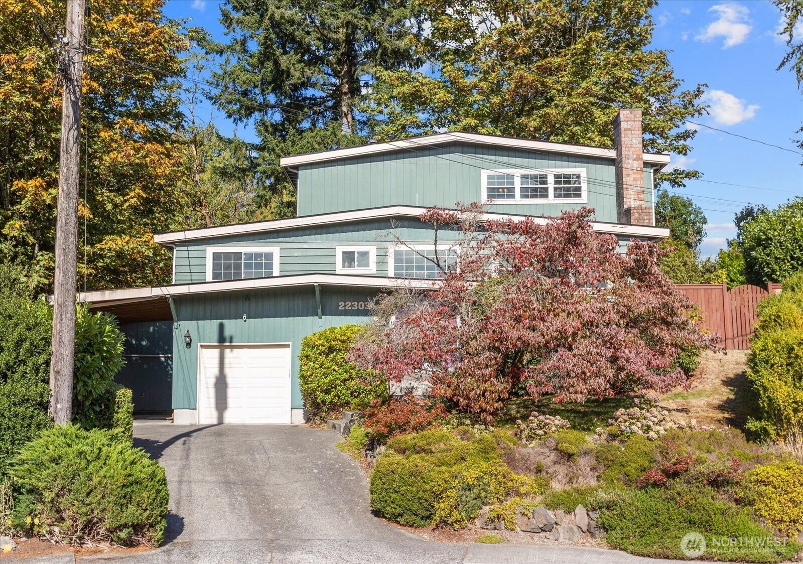22303 59th Place W, Mountlake Terrace, WA 98043 22303 59th Place W, Mountlake Terrace, WA 98043
