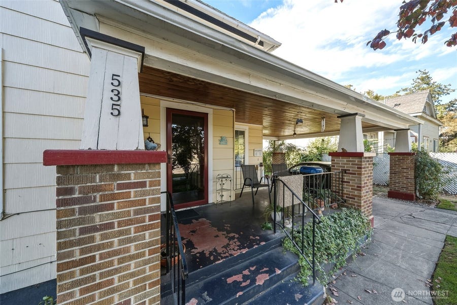 Property photo for 535 N 6th Avenue, Walla Walla, WA