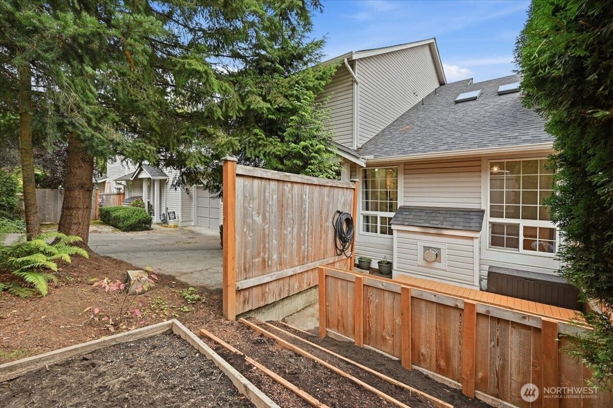 8629 240th Street SW, #A2, Edmonds, WA 98026 8629 240th Street SW, #A2, Edmonds, WA 98026
