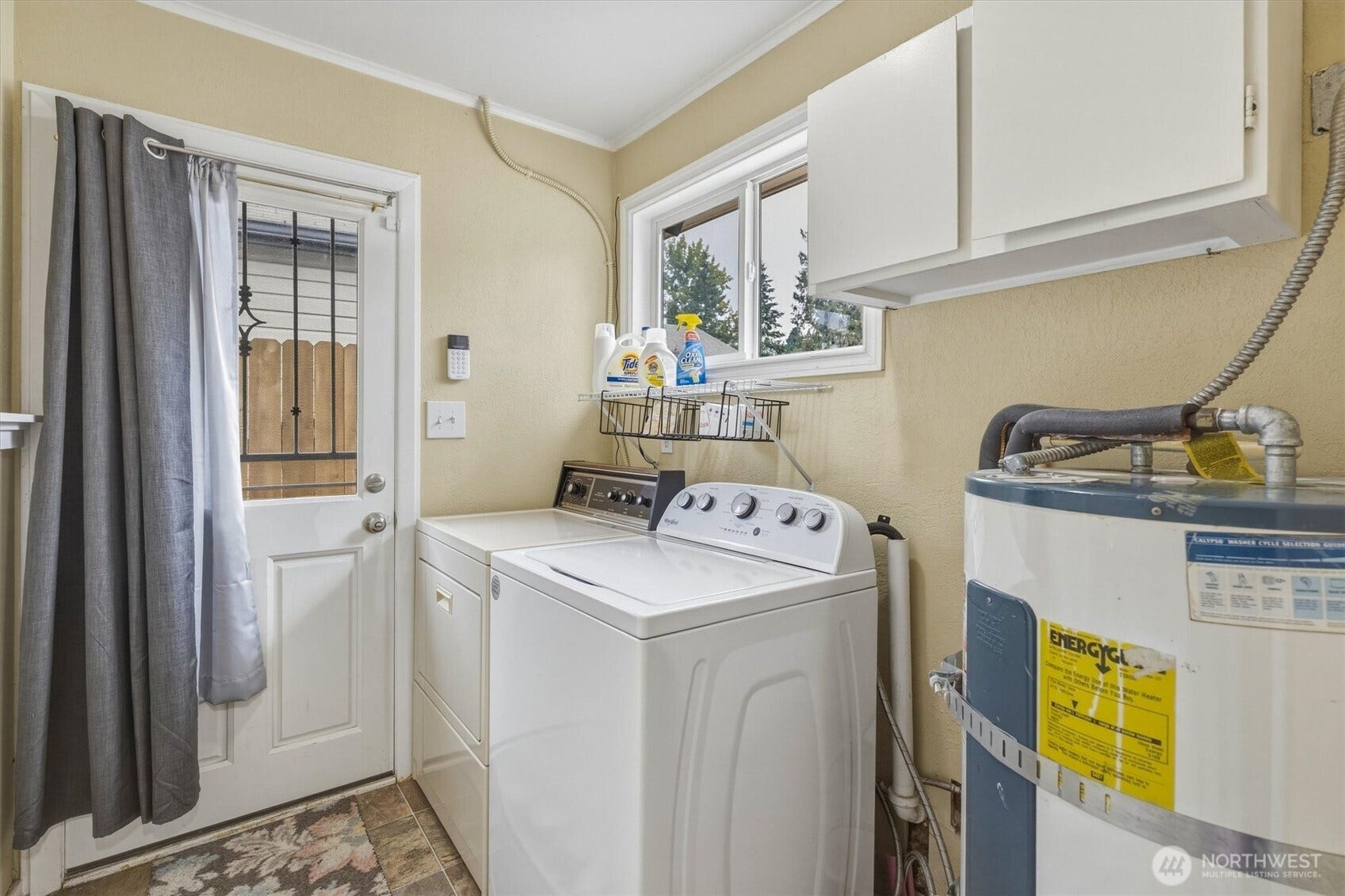 1002 N 10th Avenue, Kelso, WA 98626