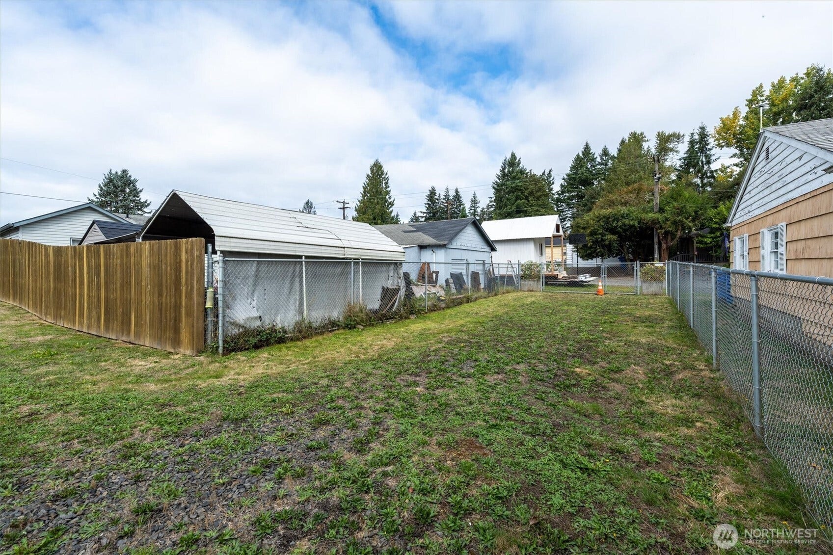 1002 N 10th Avenue, Kelso, WA 98626