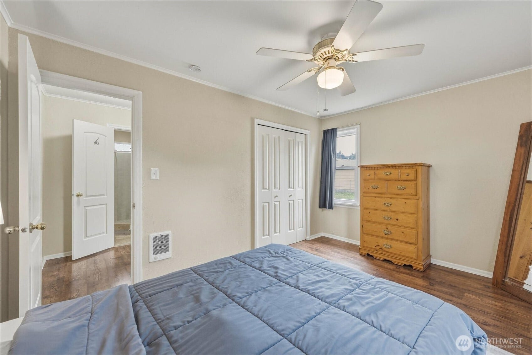 1002 N 10th Avenue, Kelso, WA 98626