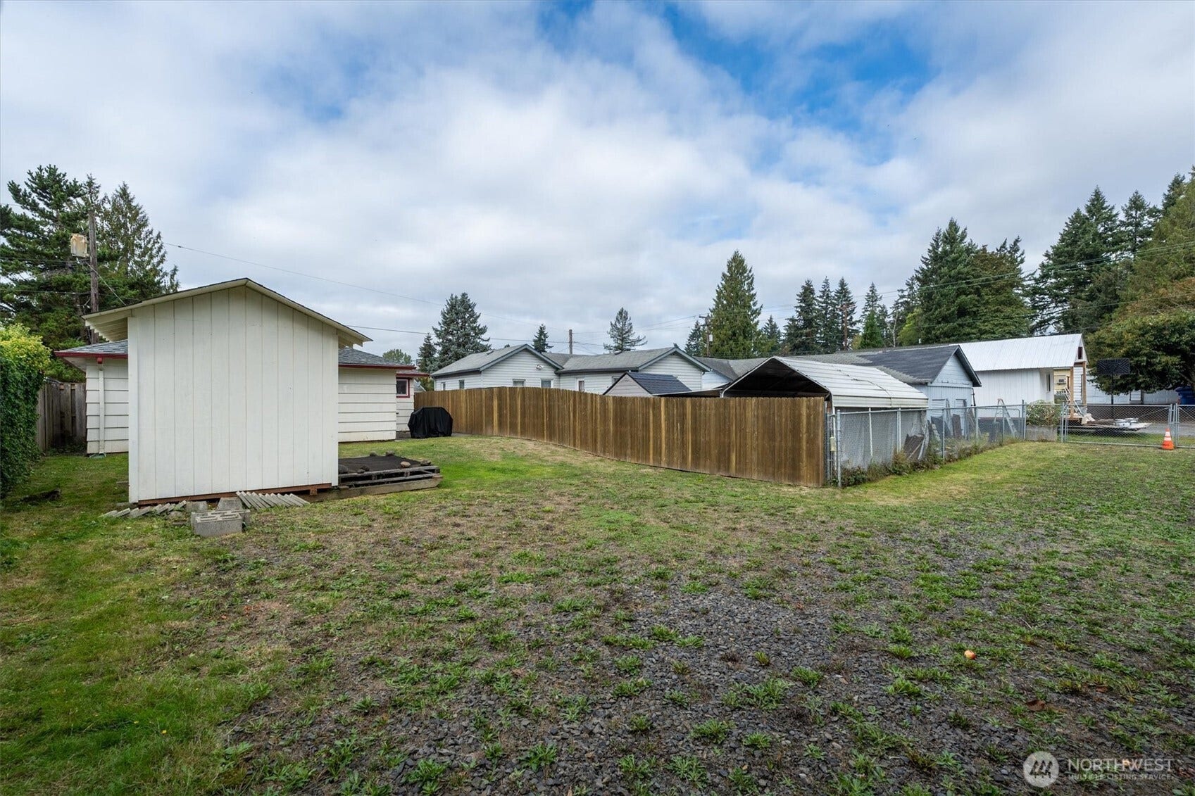1002 N 10th Avenue, Kelso, WA 98626