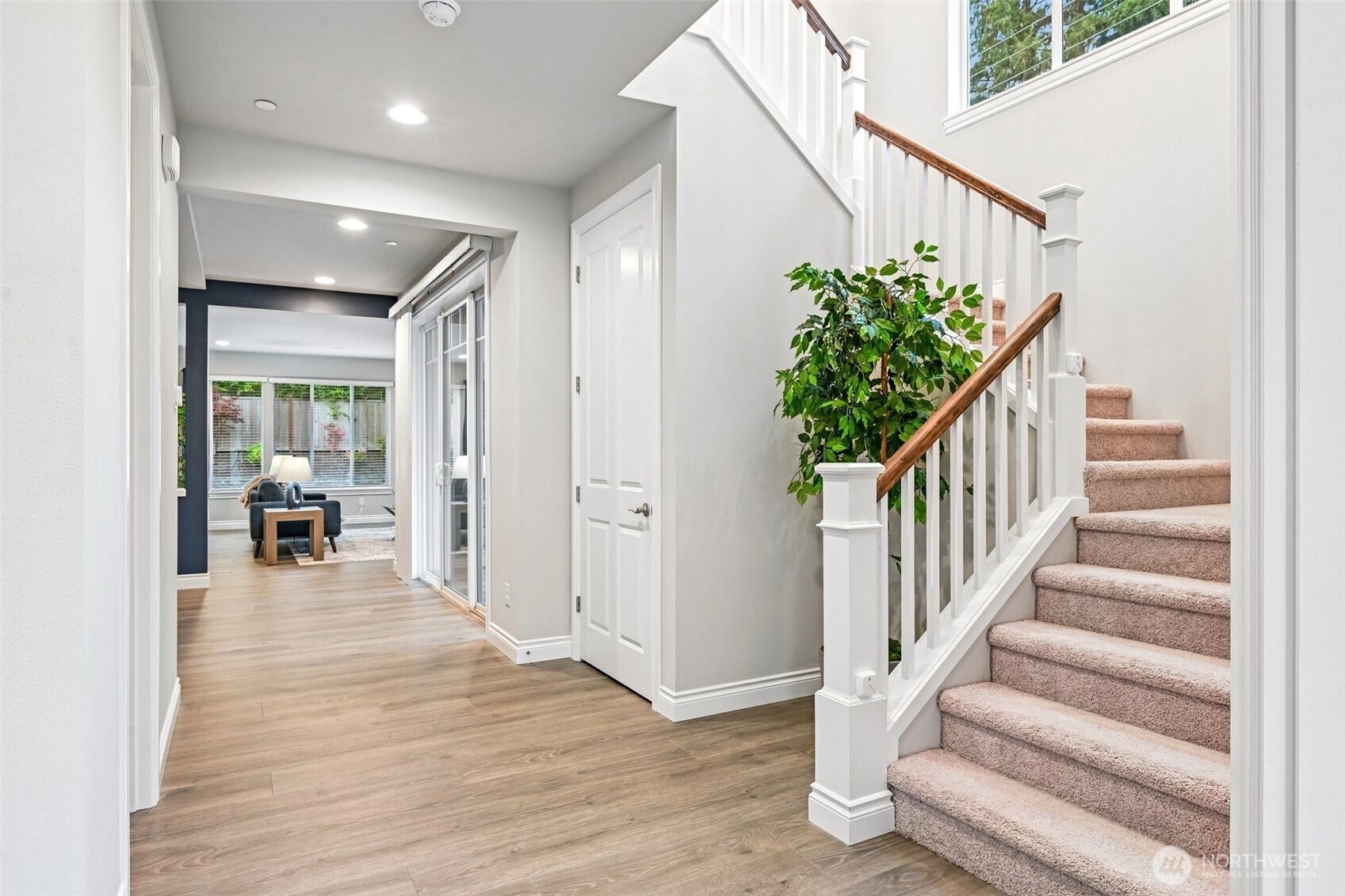 6414 SE 5th Place, Renton, WA 98059 6414 SE 5th Place, Renton, WA 98059