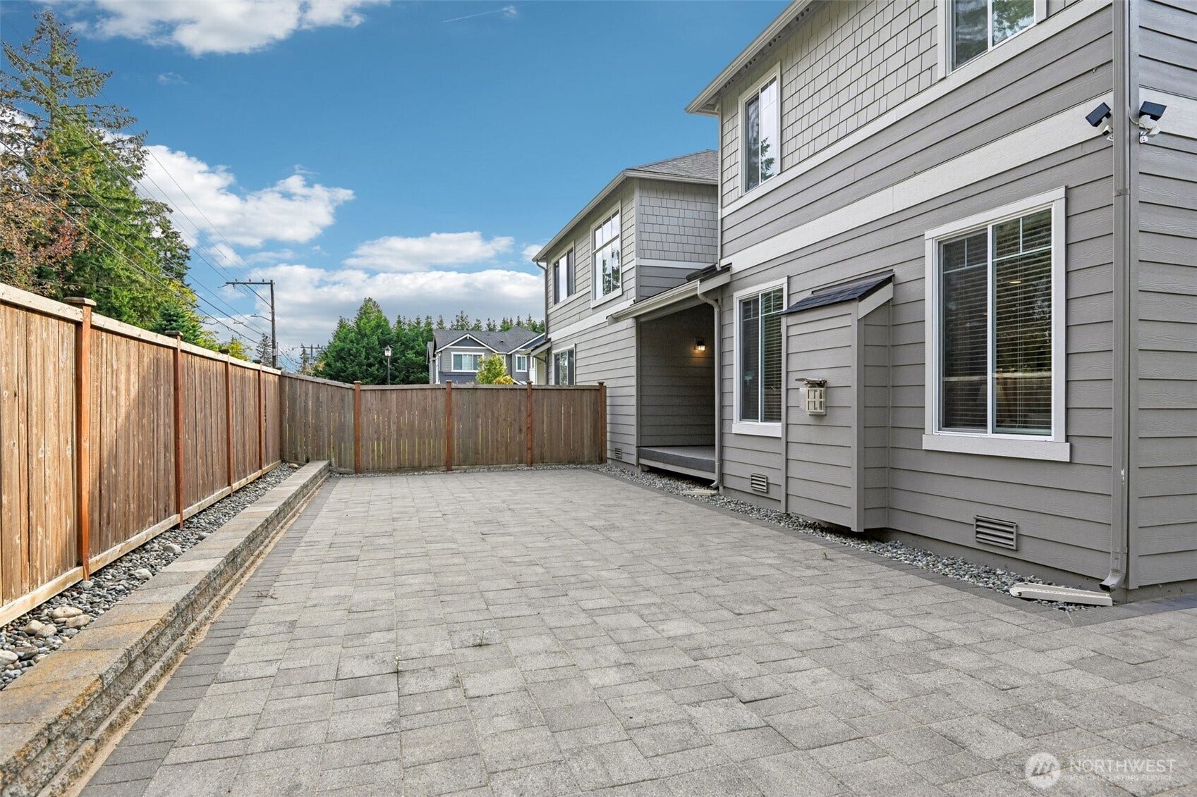 6414 SE 5th Place, Renton, WA 98059 6414 SE 5th Place, Renton, WA 98059