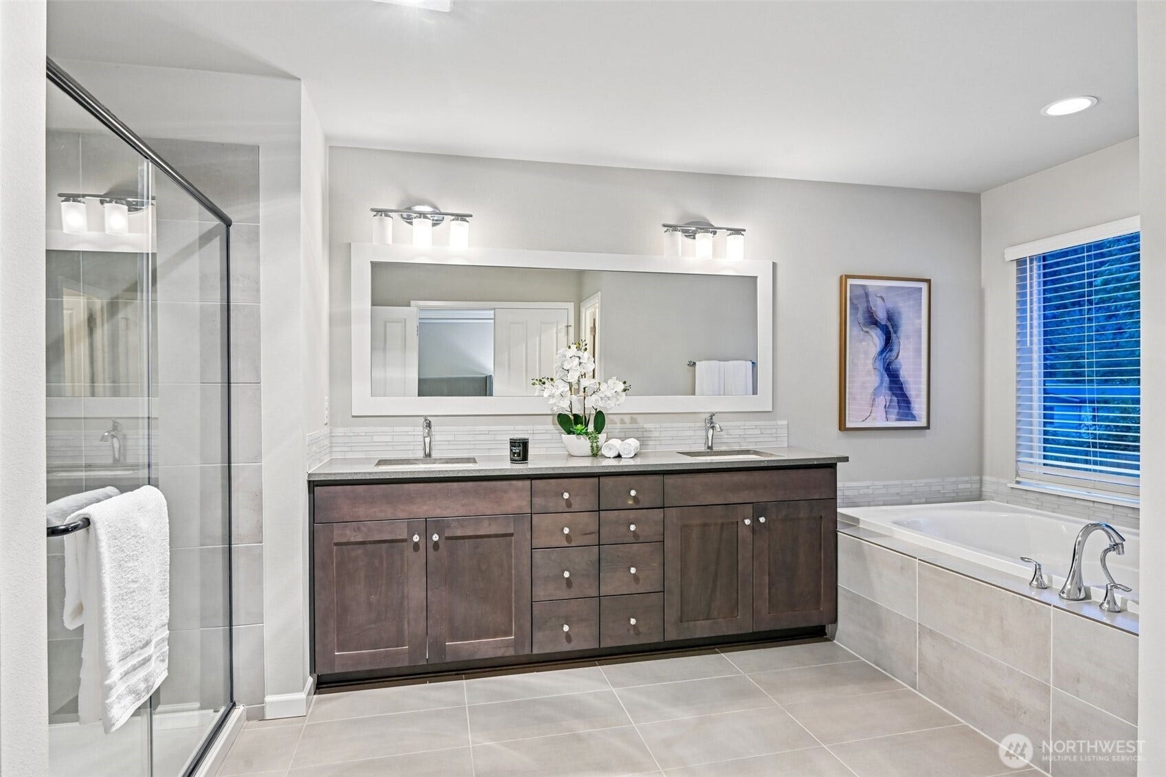6414 SE 5th Place, Renton, WA 98059 6414 SE 5th Place, Renton, WA 98059