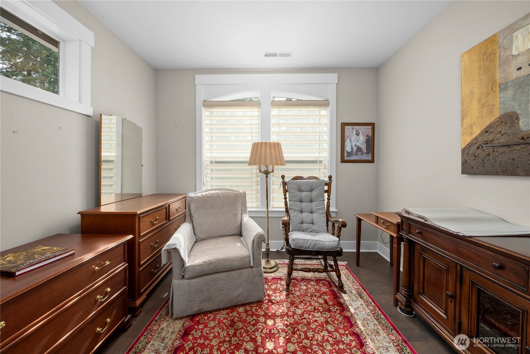 3413 Fox Court, Gig Harbor, WA 98335 Upstairs you'll find a Junior Suite - complete with office, bedroom, and full bathroom.