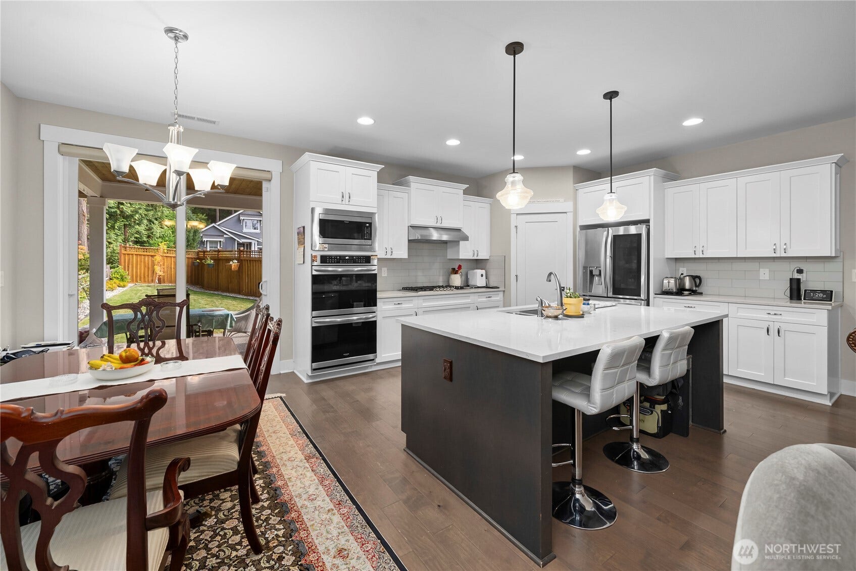 3413 Fox Court, Gig Harbor, WA 98335 Double ovens, built-in microwave, cooktop, huge center island, and a pantry!