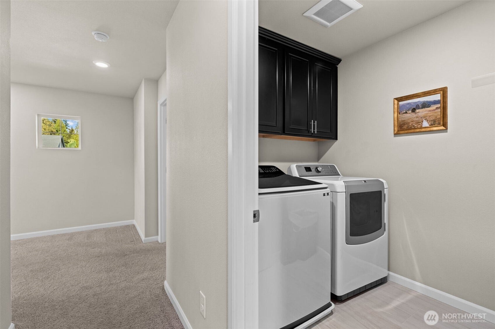 5034 Mariner Street, Gig Harbor, WA 98332 laundry on upper level