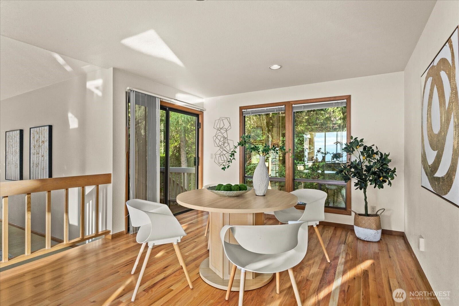 Dining Nook 2