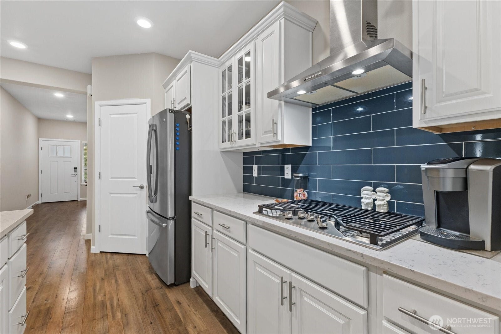 10419 11th Street Ct E, Edgewood, WA 98372 Gorgeous Tile back splash adds a touch of elegance to this incredible Kitchen!
