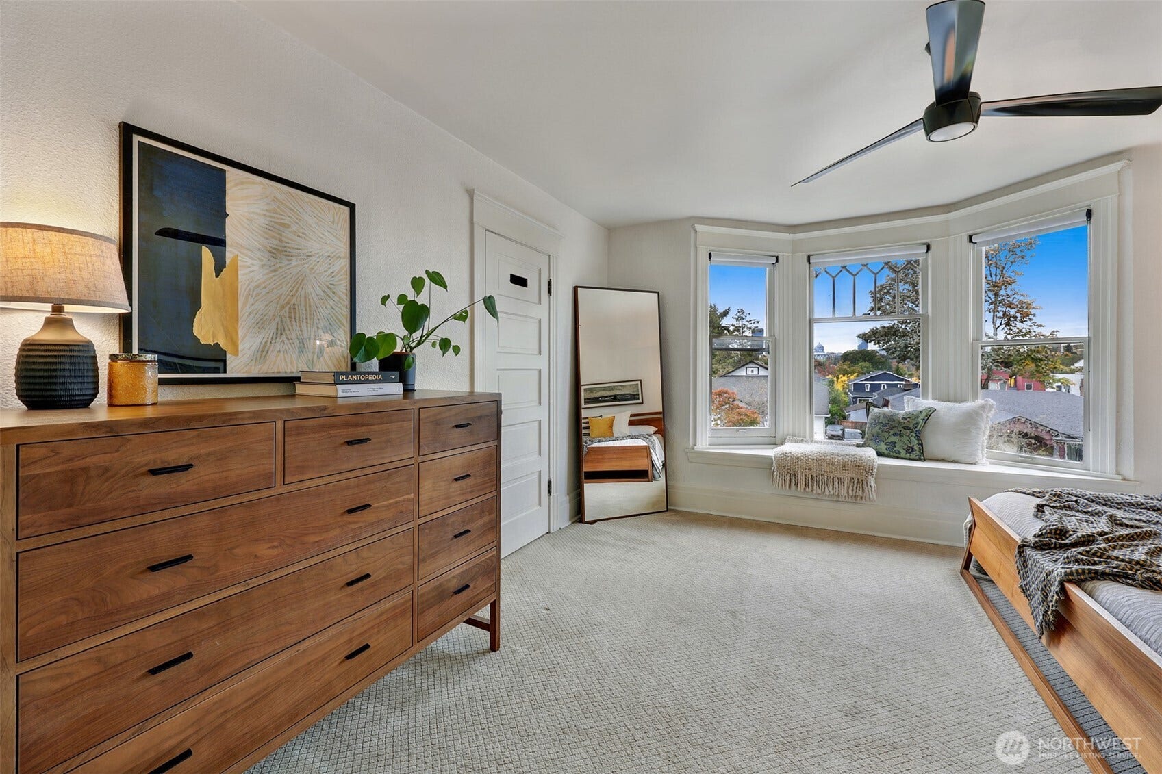 532 29th Avenue, Seattle, WA 98122