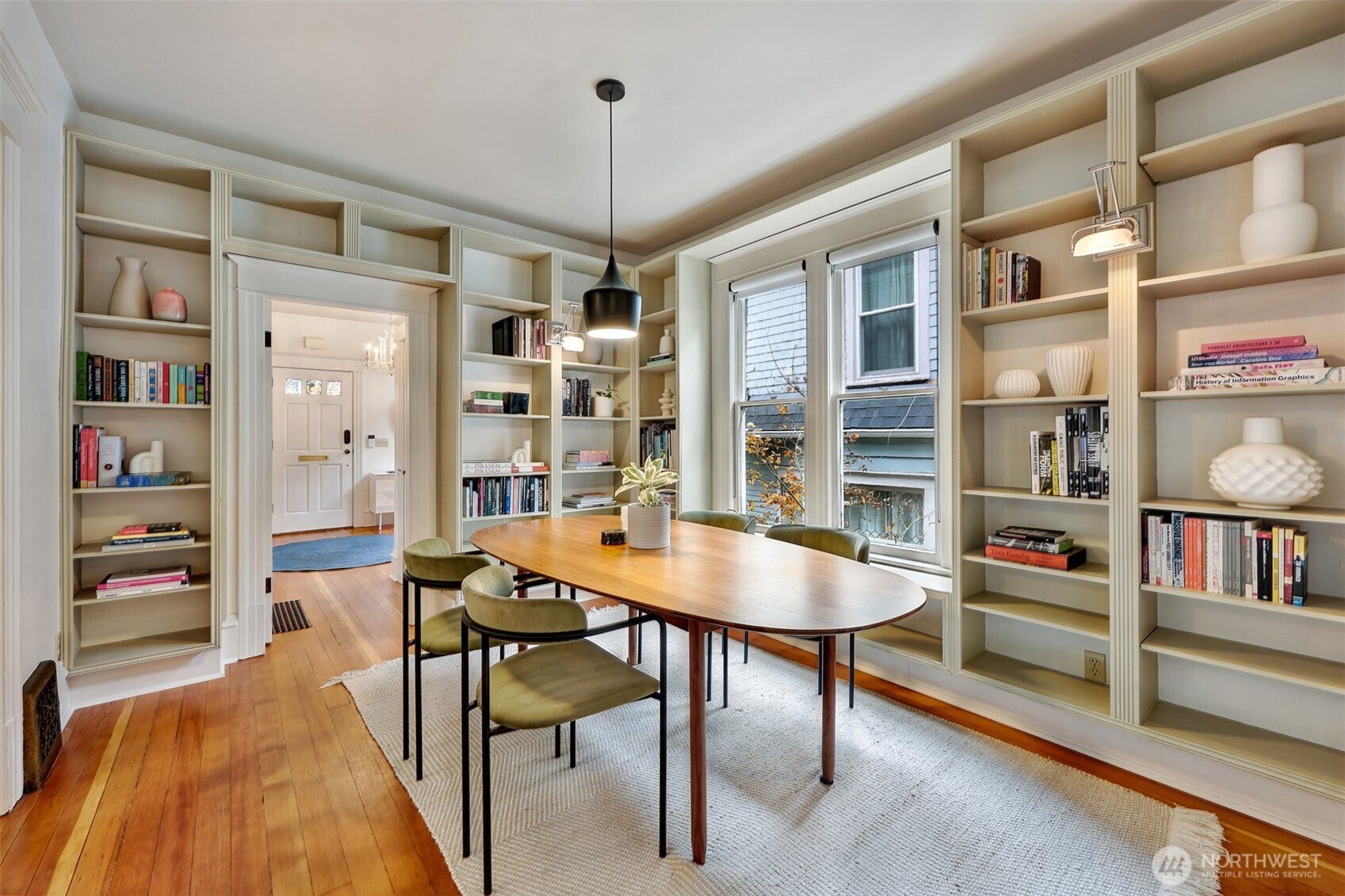 532 29th Avenue, Seattle, WA 98122