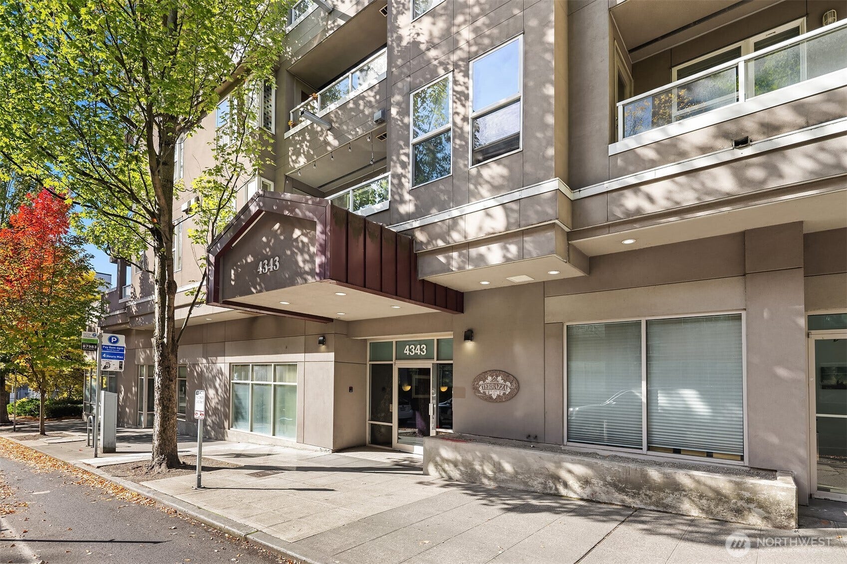 4343 Roosevelt Way NE, #601, Seattle, WA 98105 4343 Roosevelt Way NE, #601, Seattle, WA 98105