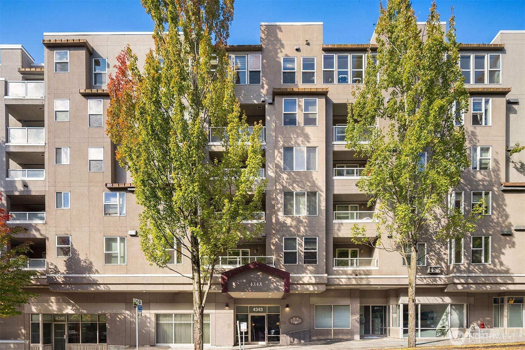 4343 Roosevelt Way NE, #601, Seattle, WA 98105 4343 Roosevelt Way NE, #601, Seattle, WA 98105