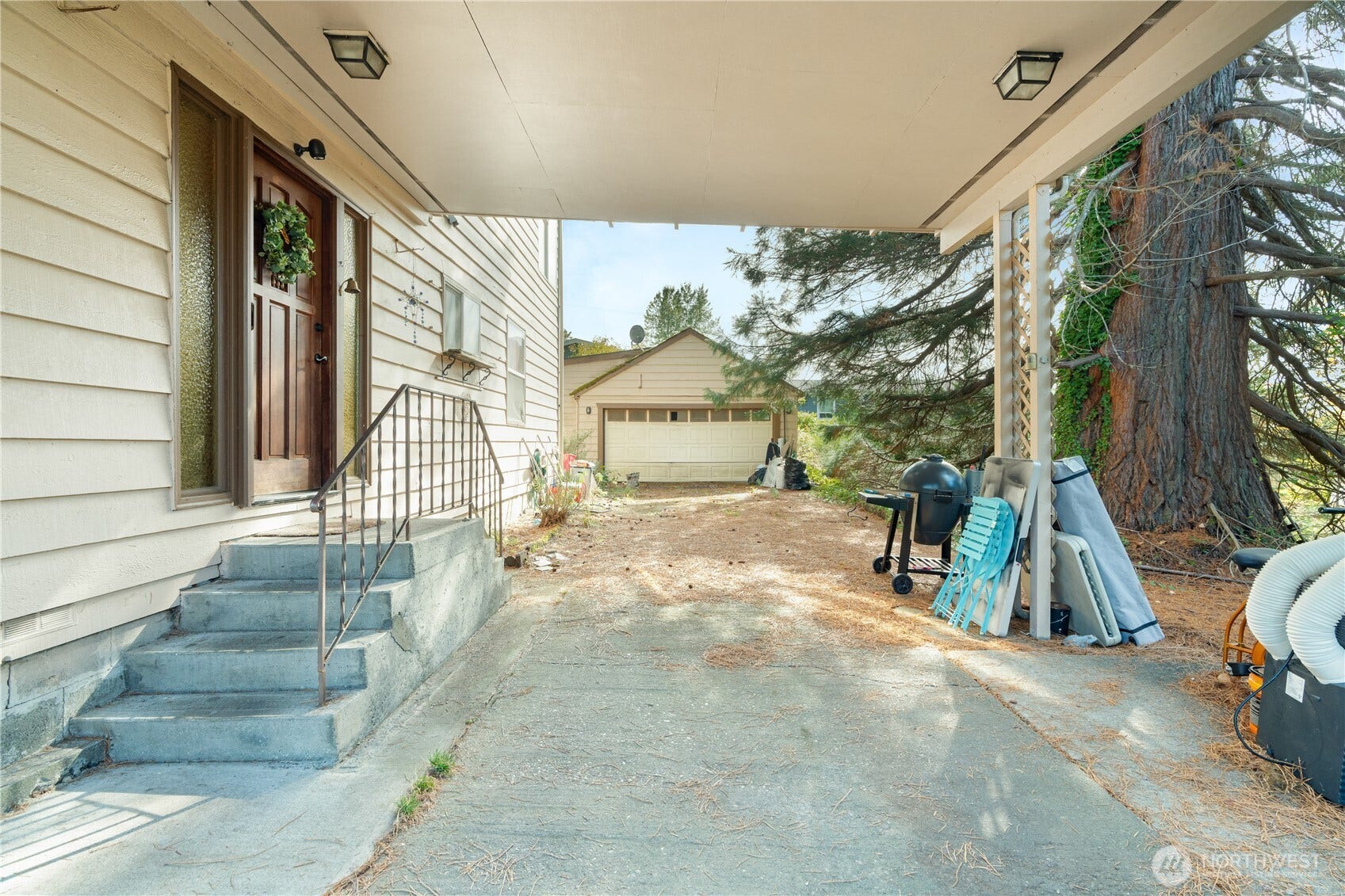 Carport Parking on side