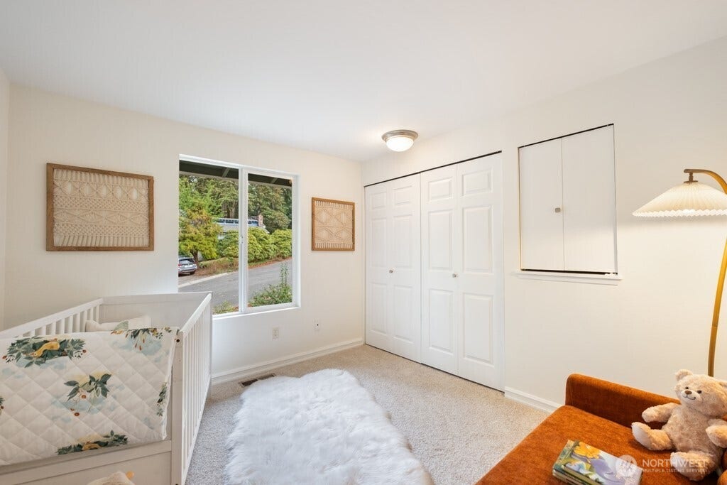 16817 NE 91st Street, Redmond, WA 98052 16817 NE 91st Street, Redmond, WA 98052