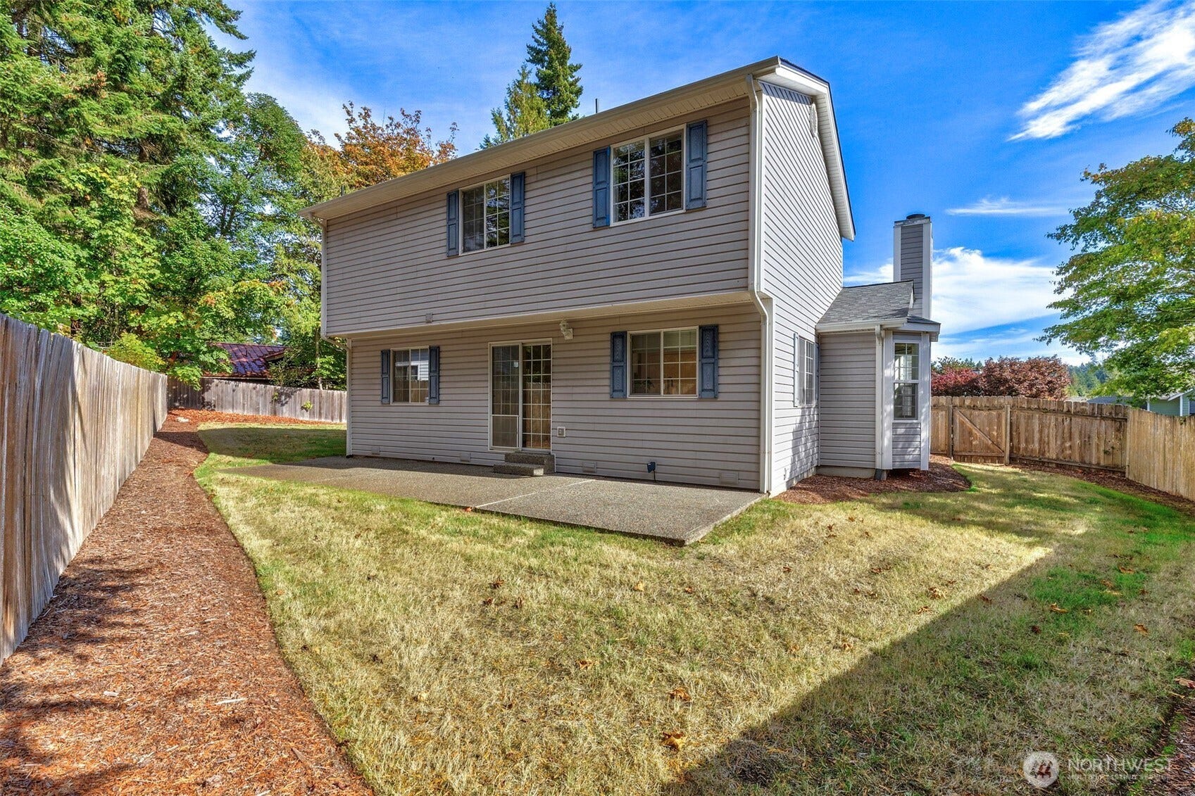 8157 Cottage Place NE, Bremerton, WA 98311