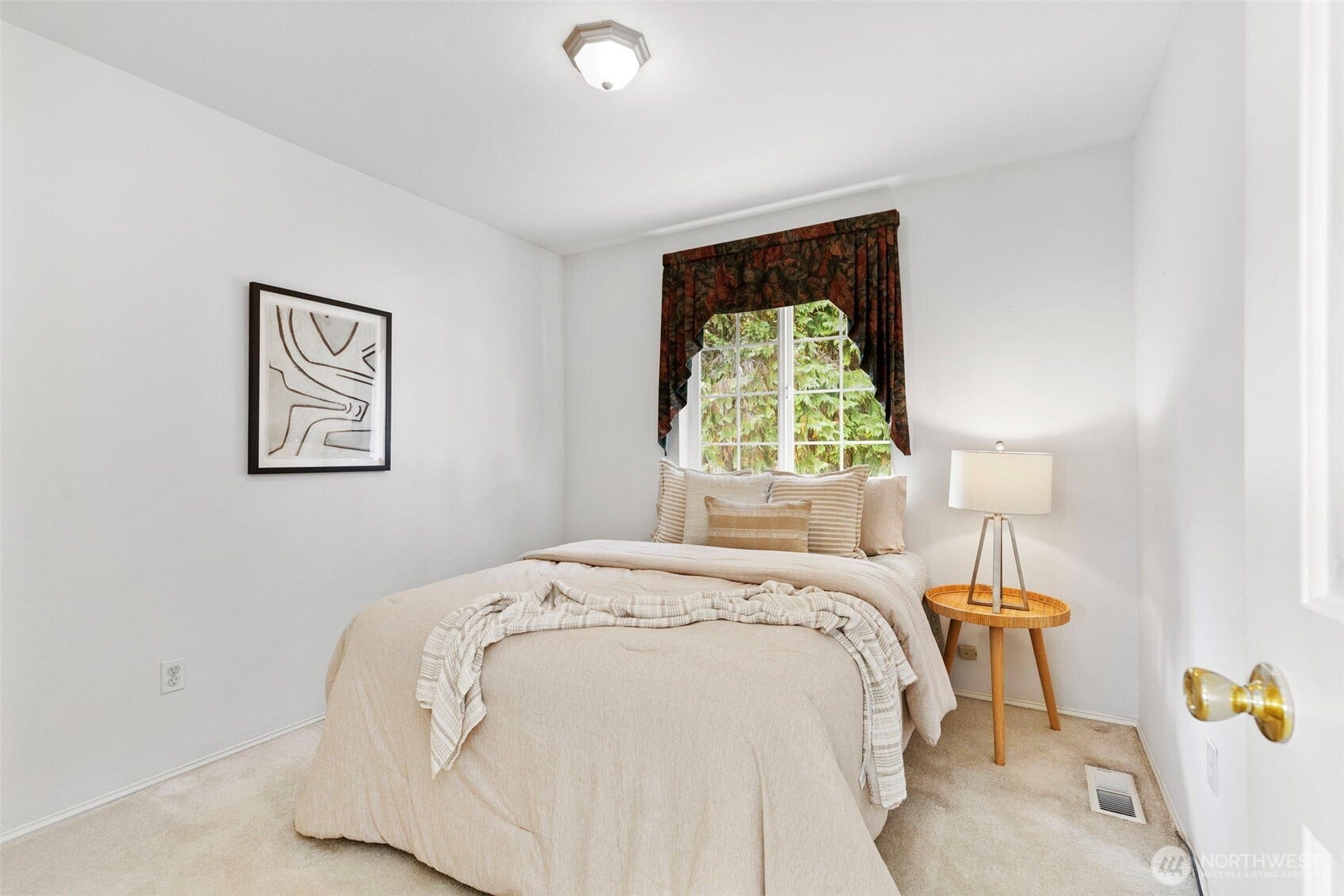 8157 Cottage Place NE, Bremerton, WA 98311