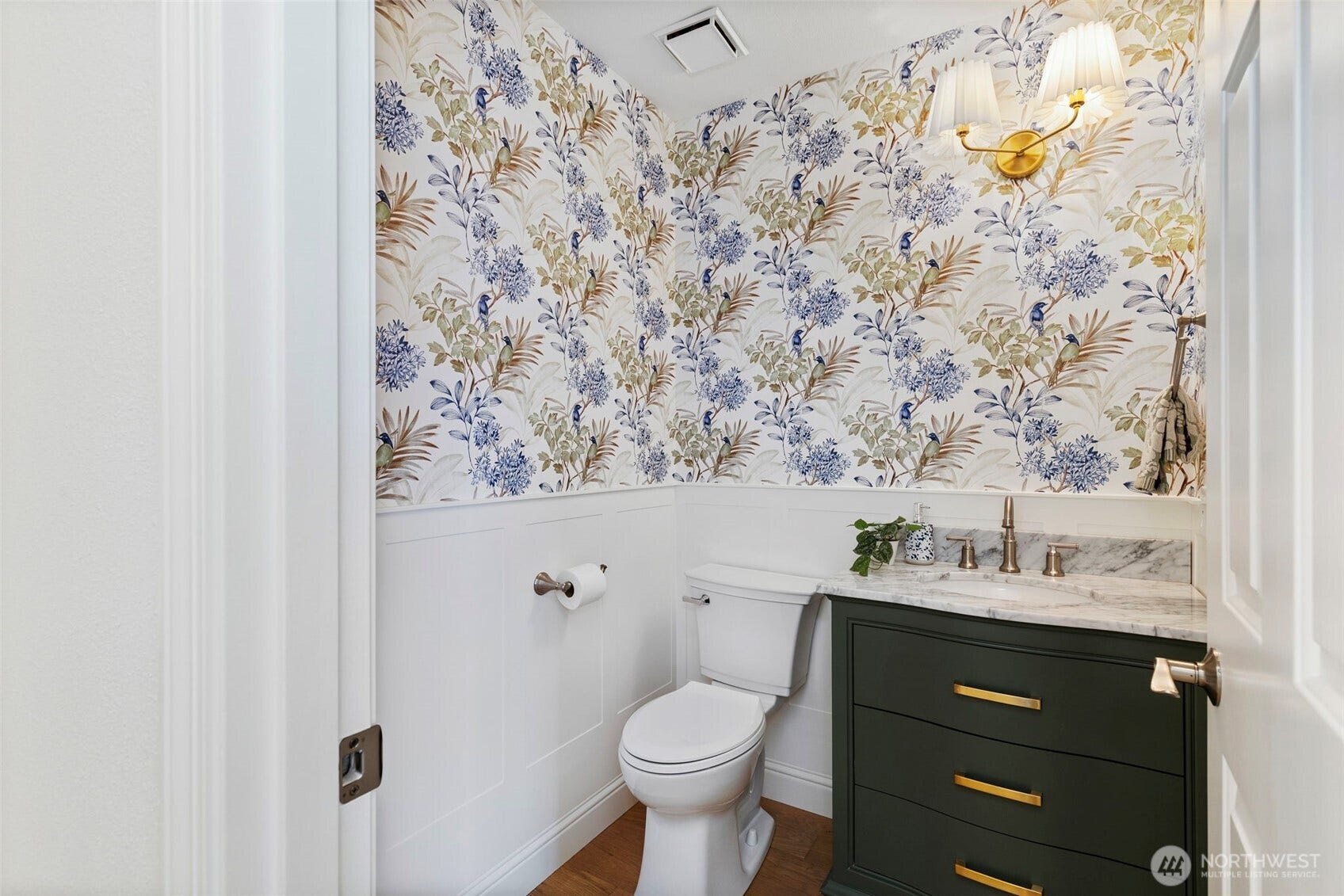 8157 Cottage Place NE, Bremerton, WA 98311