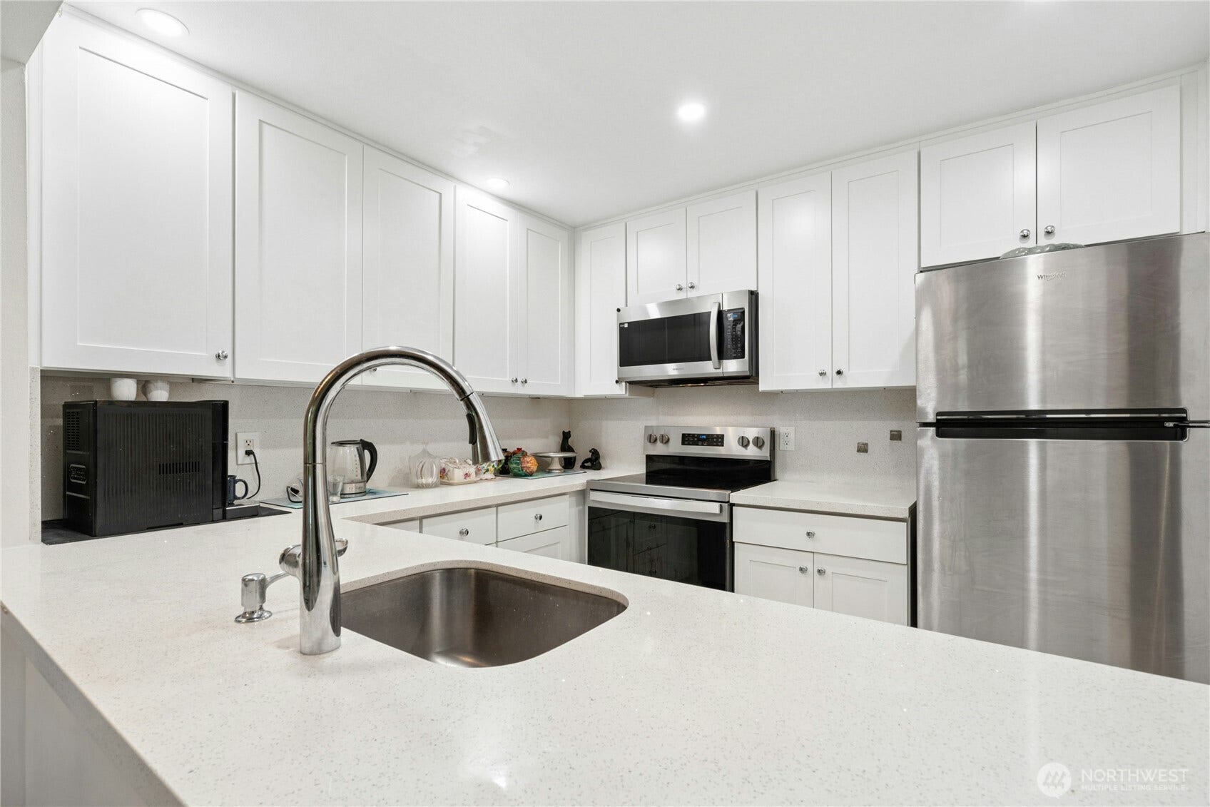 6356 138th Avenue NE, #211, Redmond, WA 98052 6356 138th Avenue NE, #211, Redmond, WA 98052