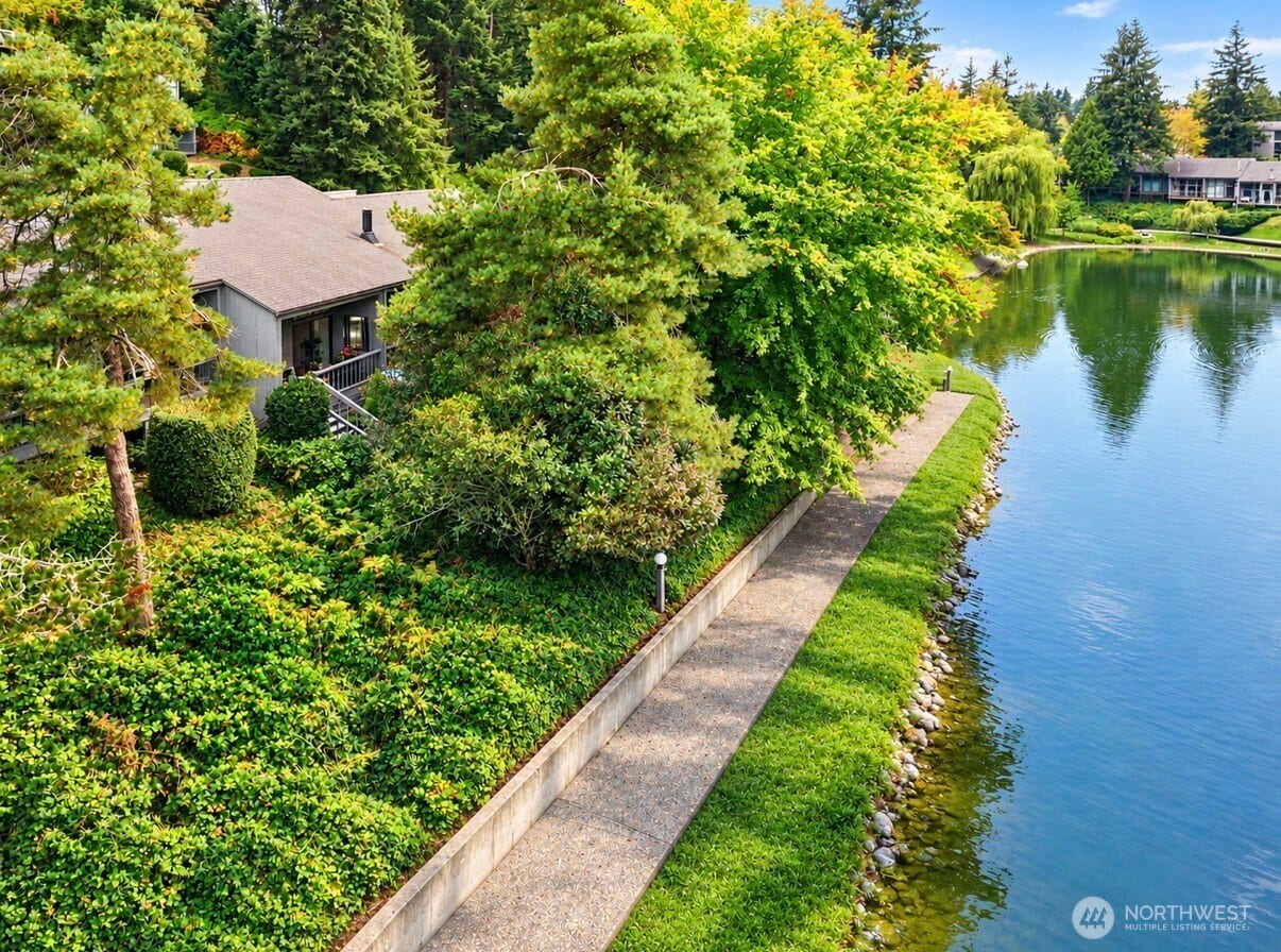 6356 138th Avenue NE, #211, Redmond, WA 98052 6356 138th Avenue NE, #211, Redmond, WA 98052