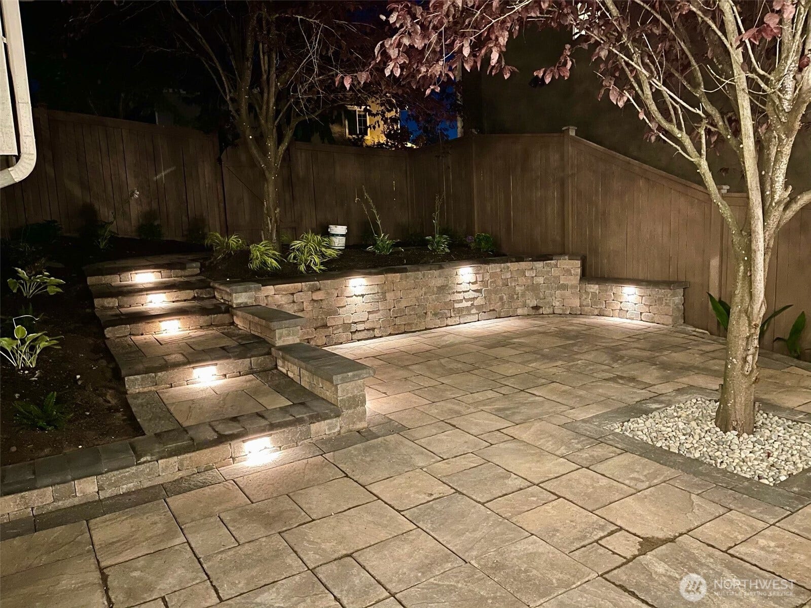 208 107th Place SE, Bellevue, WA 98004 208 107th Place SE, Bellevue, WA 98004