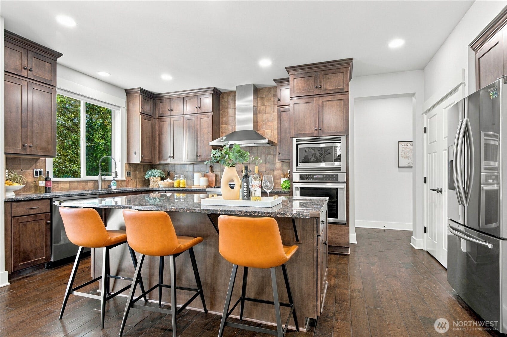 208 107th Place SE, Bellevue, WA 98004 208 107th Place SE, Bellevue, WA 98004