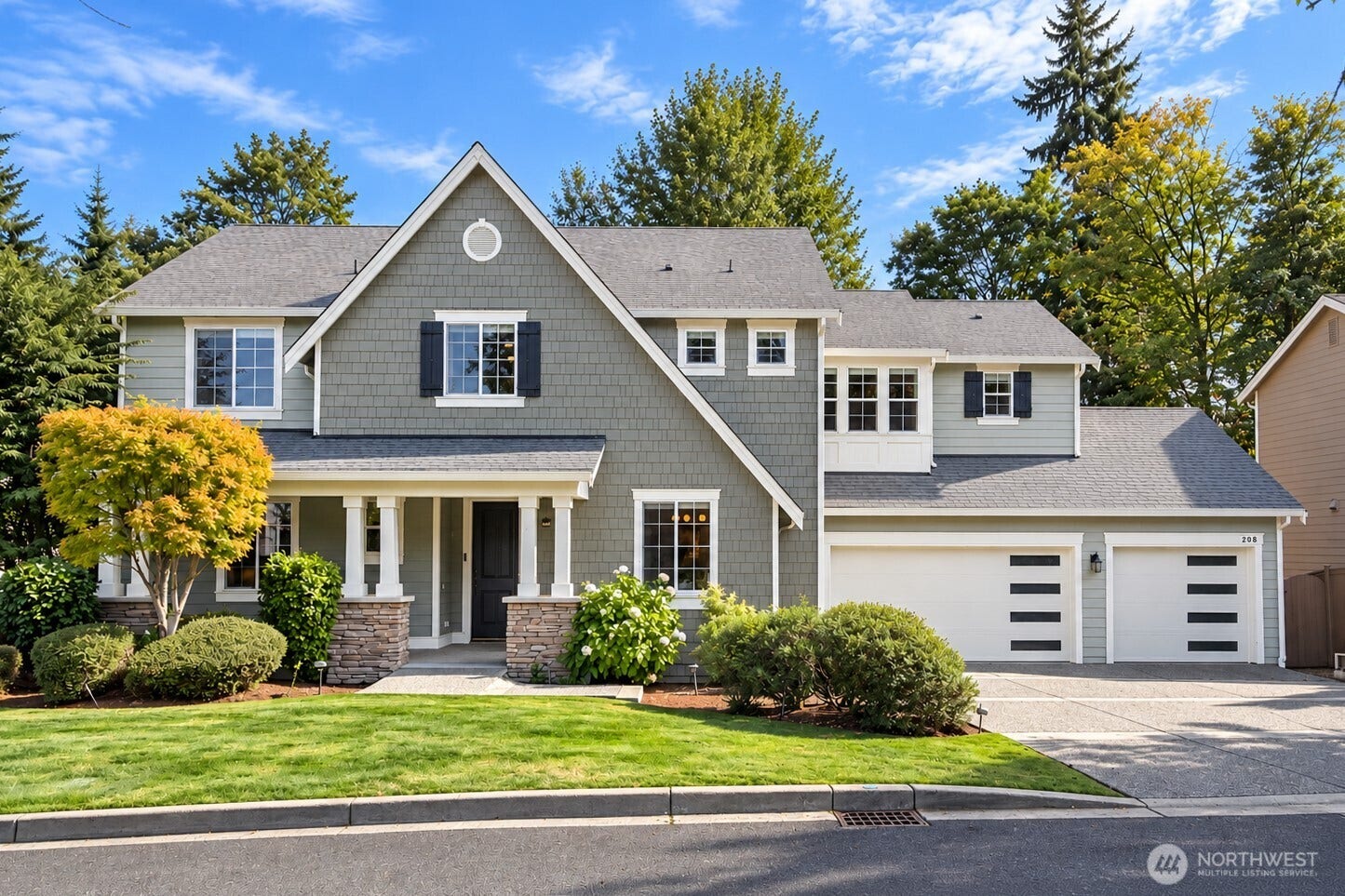 208 107th Place SE, Bellevue, WA 98004 208 107th Place SE, Bellevue, WA 98004