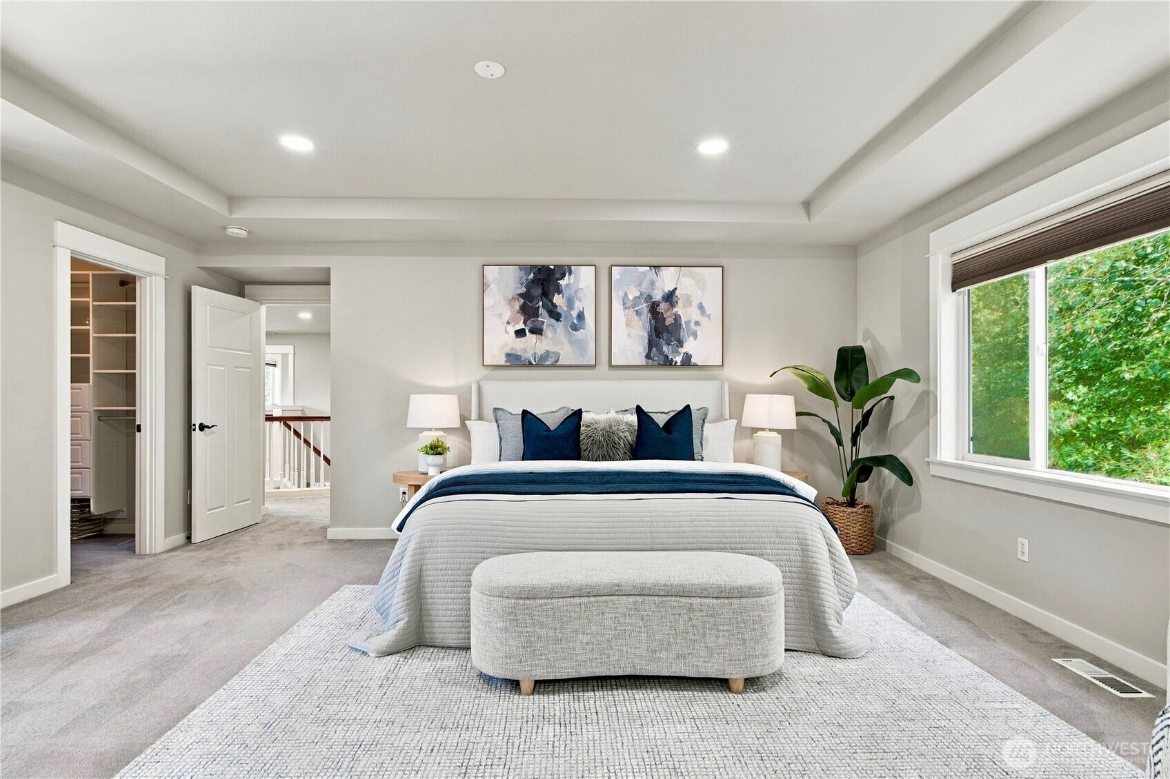 208 107th Place SE, Bellevue, WA 98004 208 107th Place SE, Bellevue, WA 98004