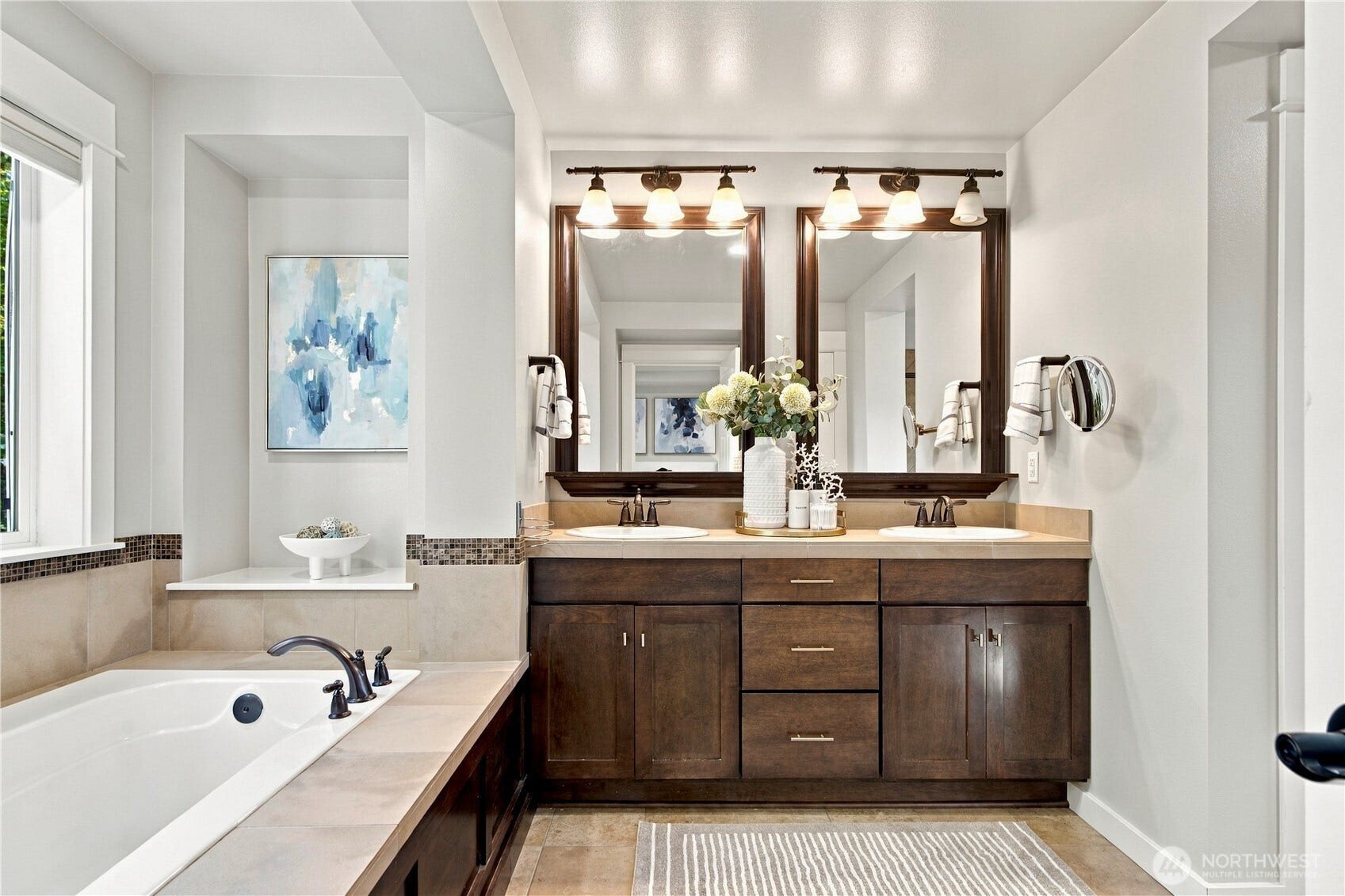 208 107th Place SE, Bellevue, WA 98004 208 107th Place SE, Bellevue, WA 98004