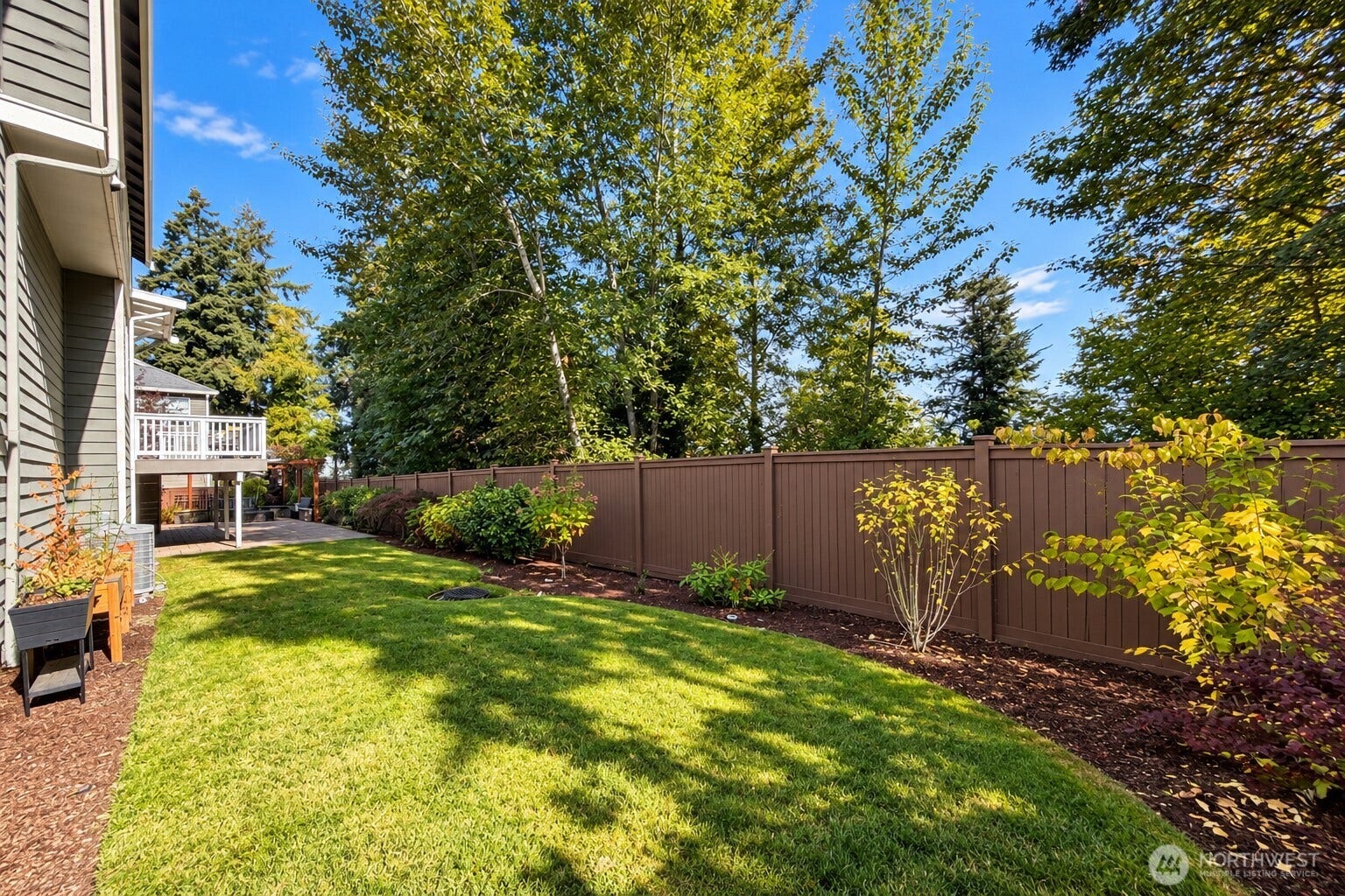 208 107th Place SE, Bellevue, WA 98004 208 107th Place SE, Bellevue, WA 98004