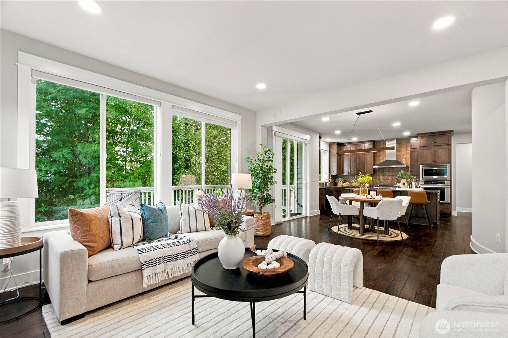 208 107th Place SE, Bellevue, WA 98004 208 107th Place SE, Bellevue, WA 98004