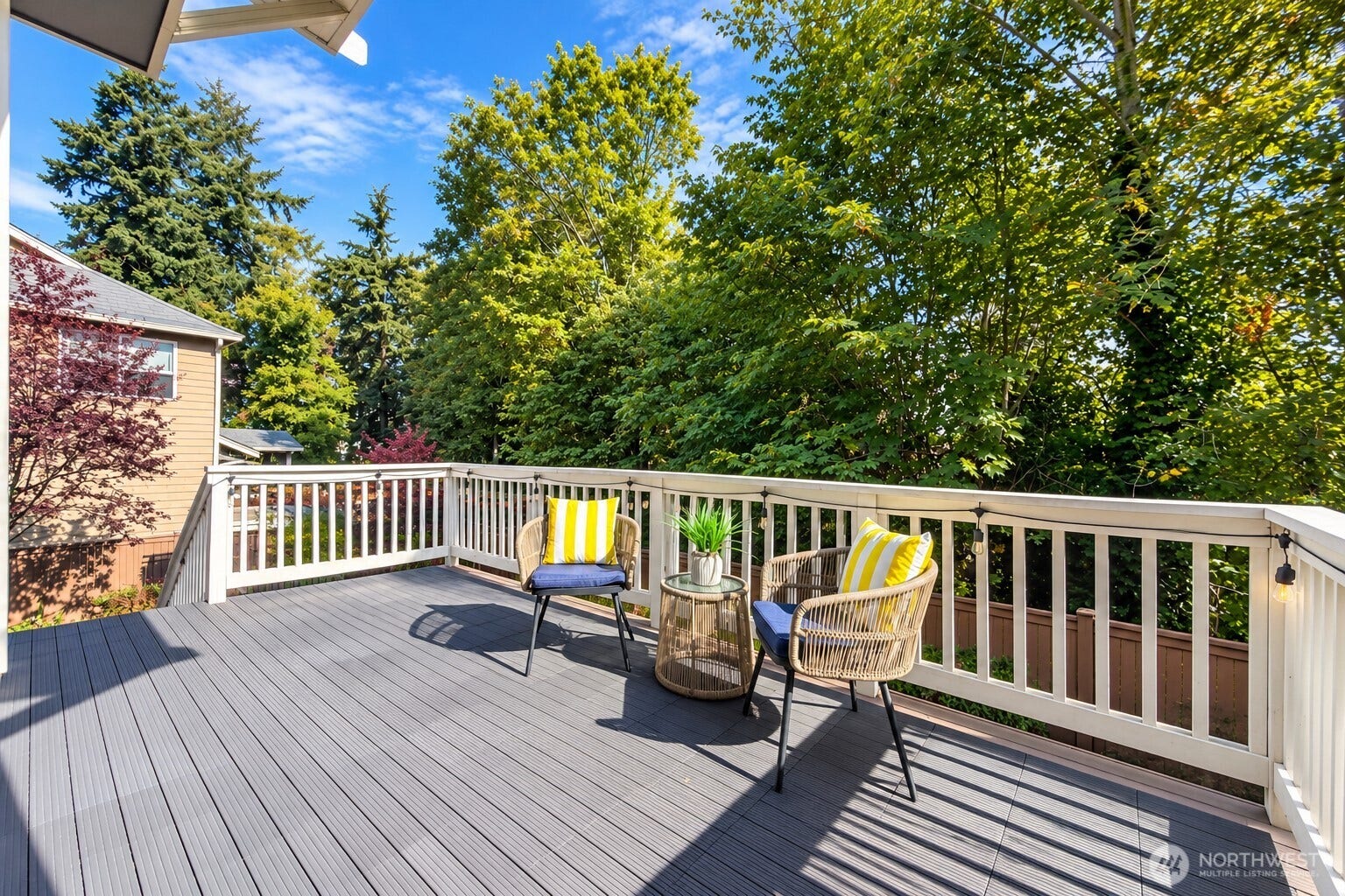 208 107th Place SE, Bellevue, WA 98004 208 107th Place SE, Bellevue, WA 98004