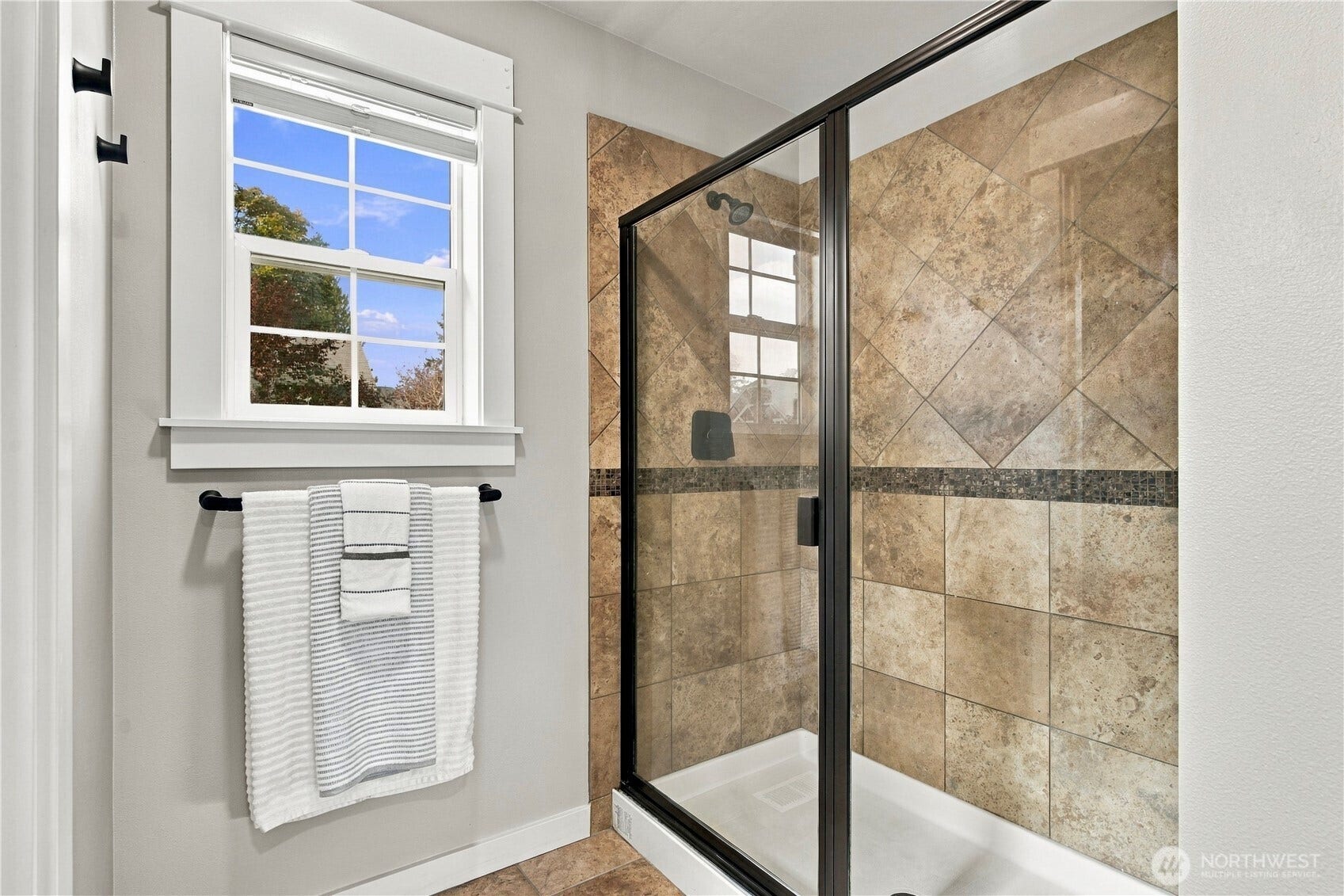 208 107th Place SE, Bellevue, WA 98004 208 107th Place SE, Bellevue, WA 98004