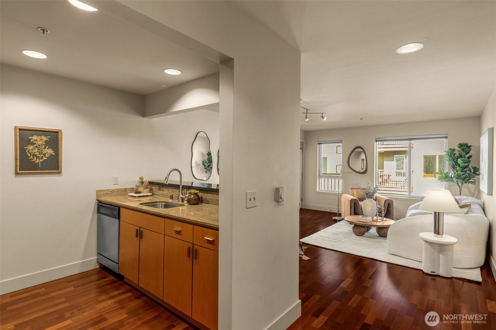 1711 E Olive Way, #413, Seattle, WA 98102