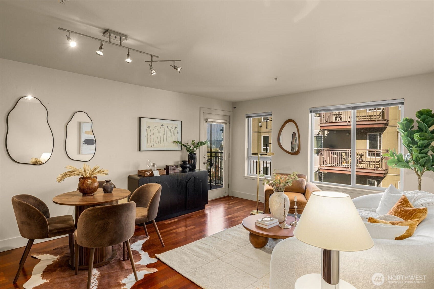 1711 E Olive Way, #413, Seattle, WA 98102
