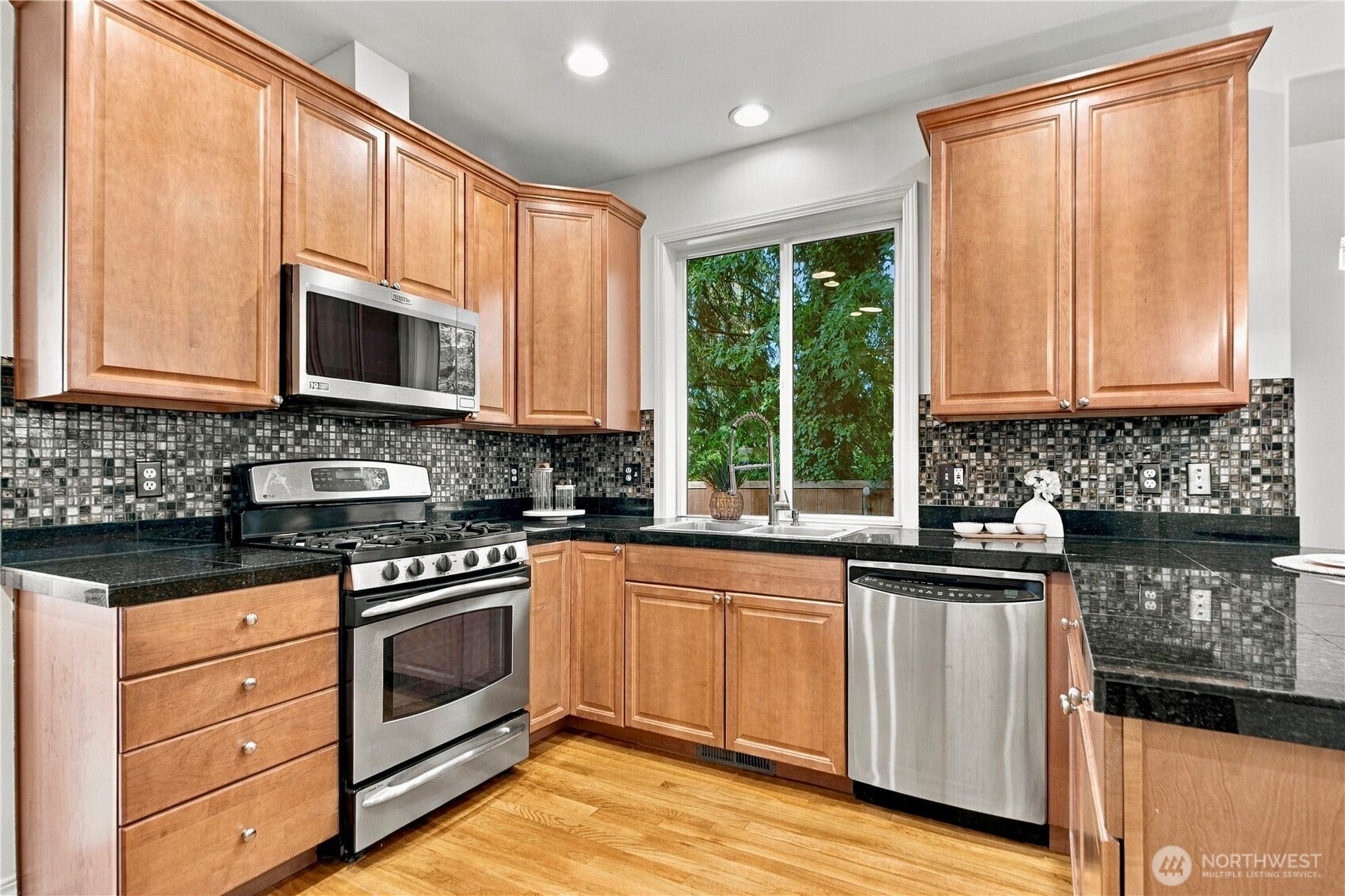 7924 NE 184th Street, Kenmore, WA 98028 7924 NE 184th Street, Kenmore, WA 98028