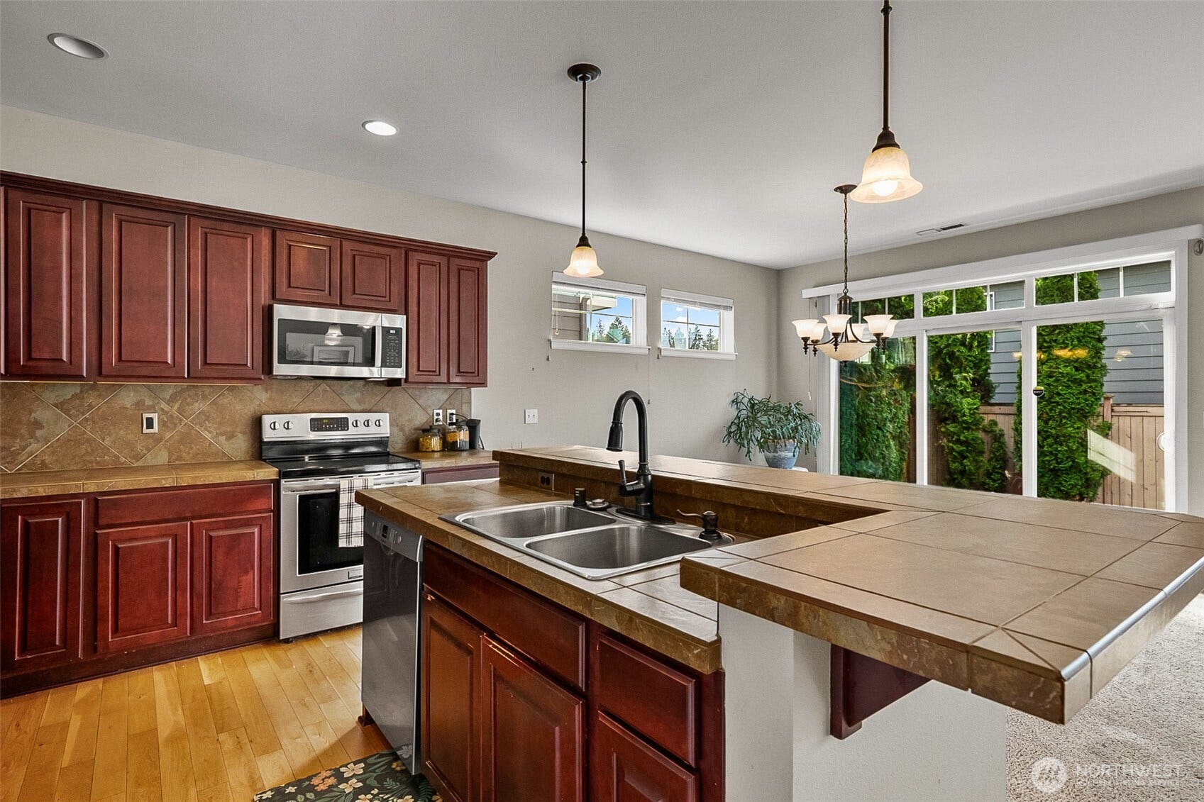 1128 77th Drive SE, Lake Stevens, WA 98258