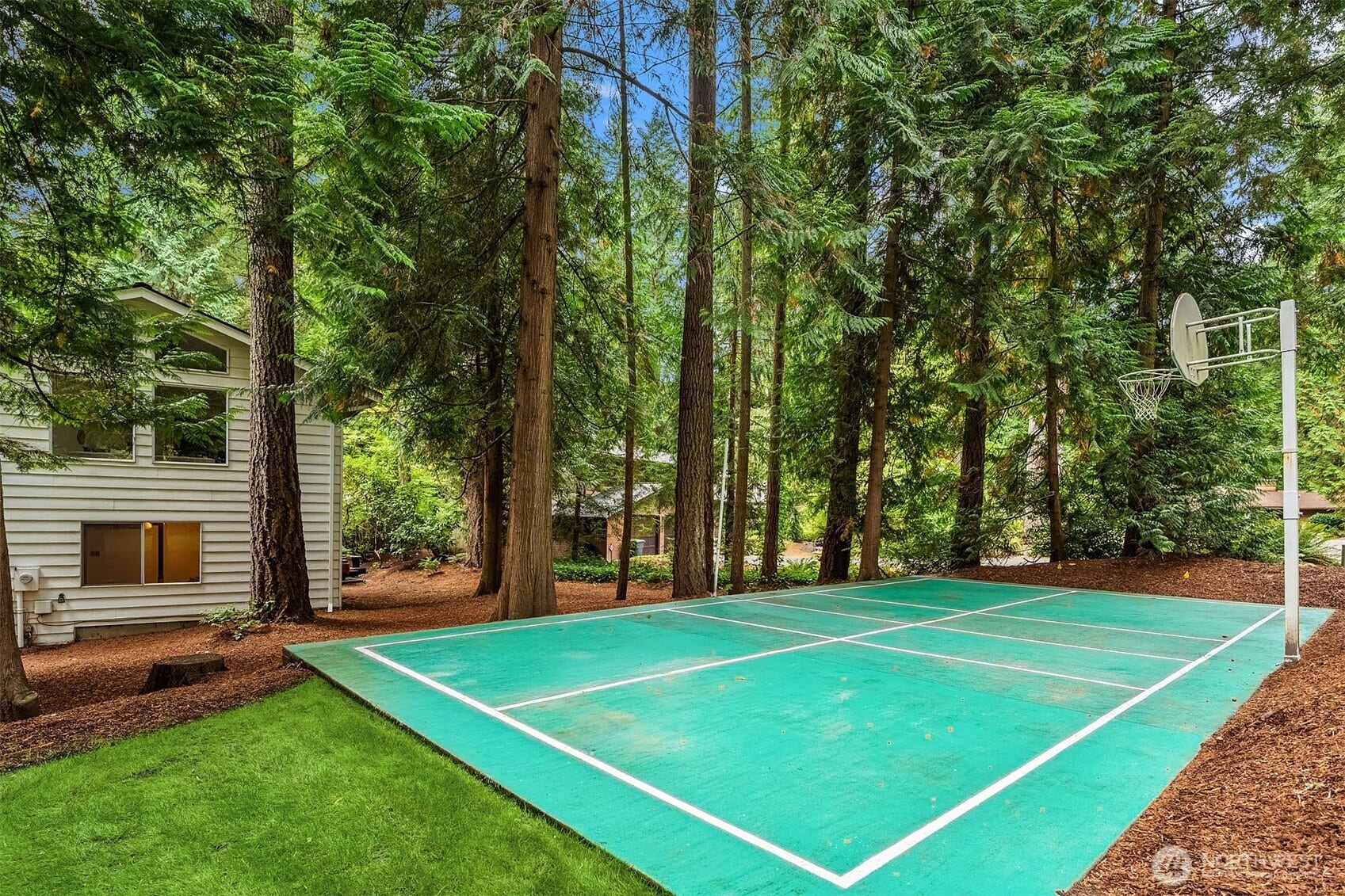 3315 129th Avenue NE, Bellevue, WA 98005
