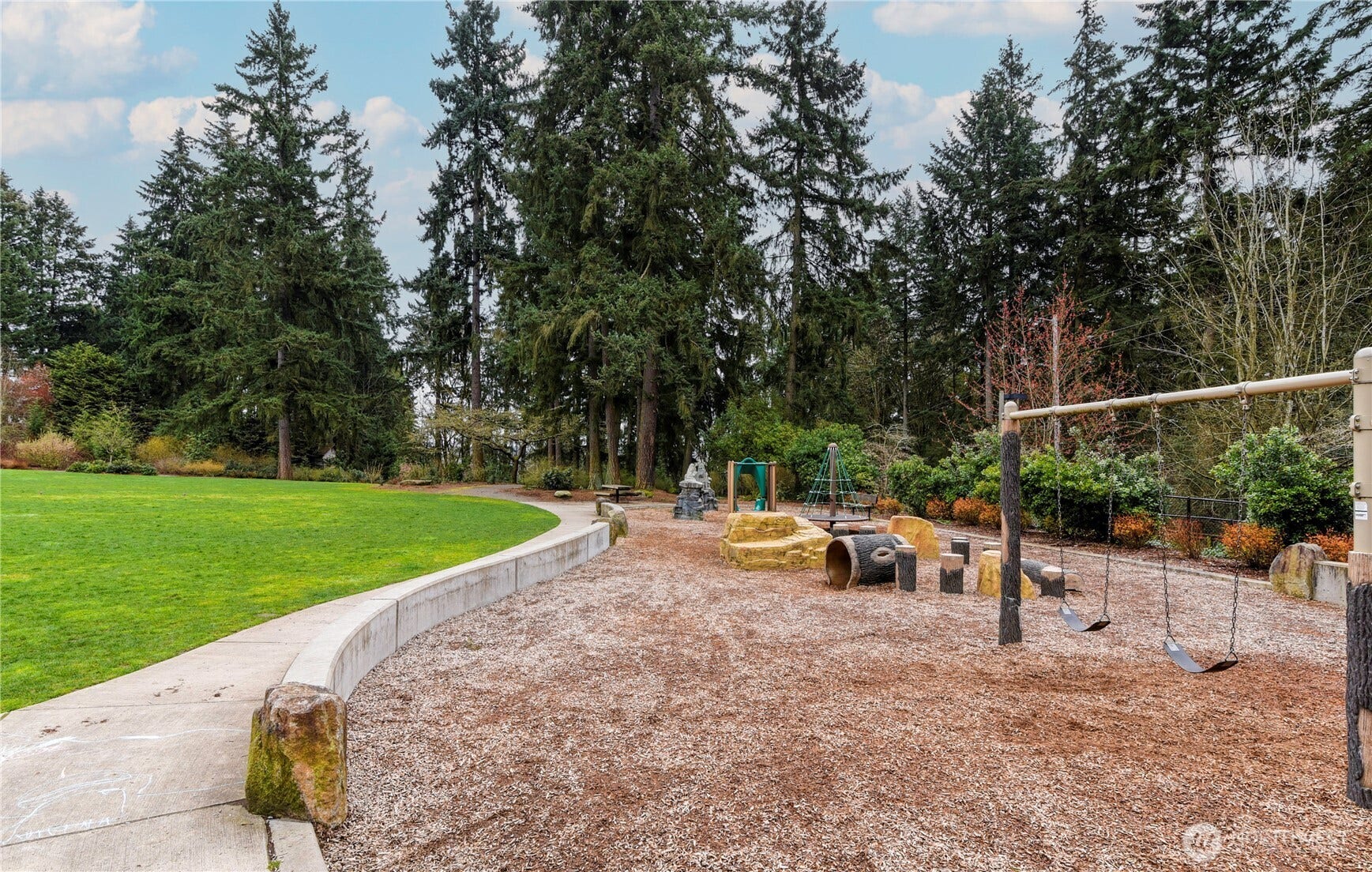 Nearby Bridle Trails Corner Park