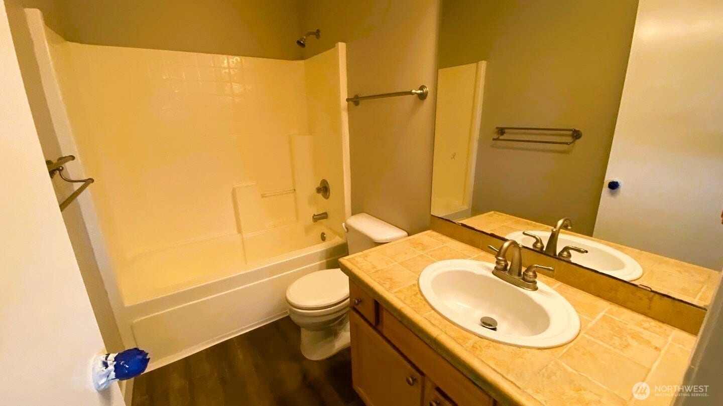1116 Williams Street NW, Orting, WA 98360 1116 Williams Street NW, Orting, WA 98360