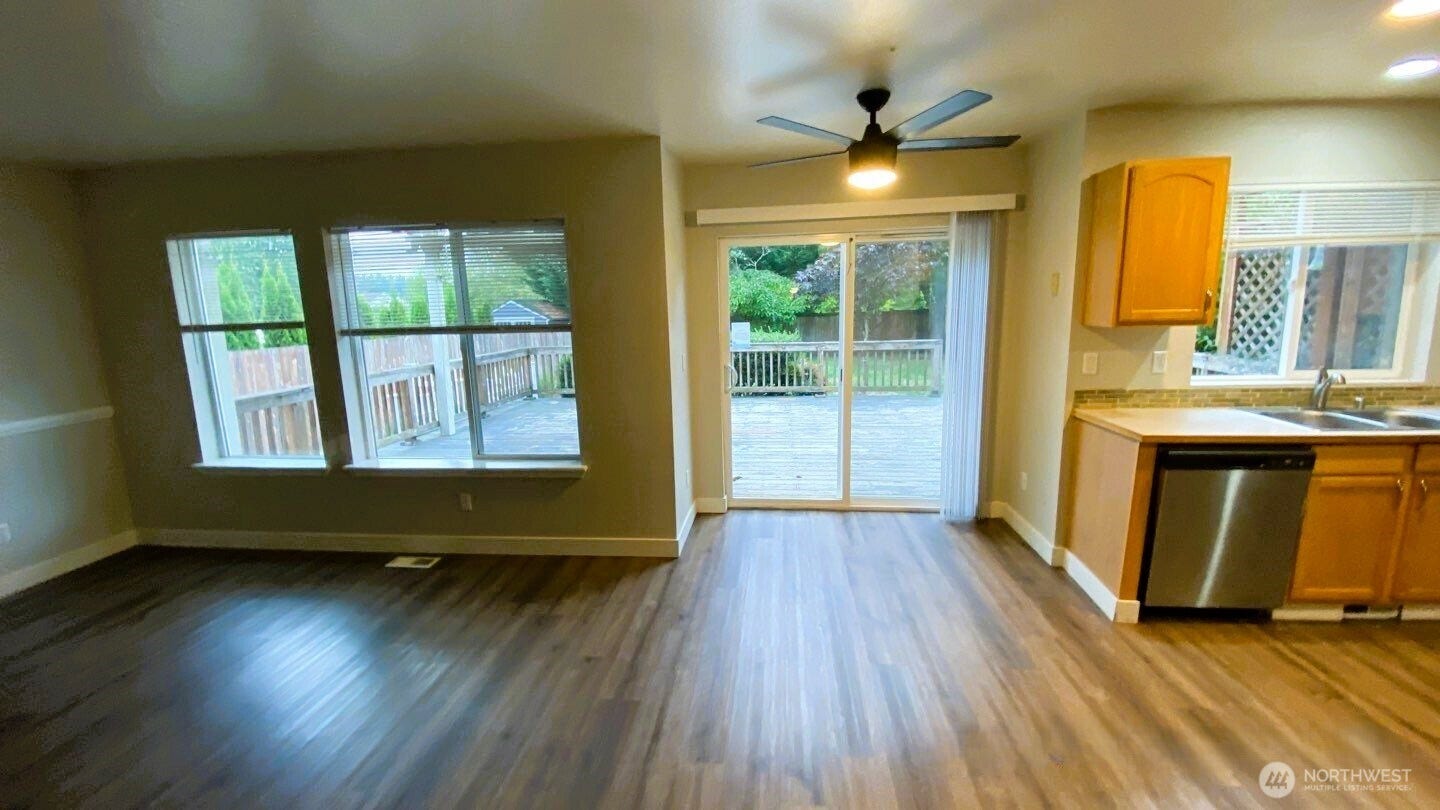 1116 Williams Street NW, Orting, WA 98360 1116 Williams Street NW, Orting, WA 98360
