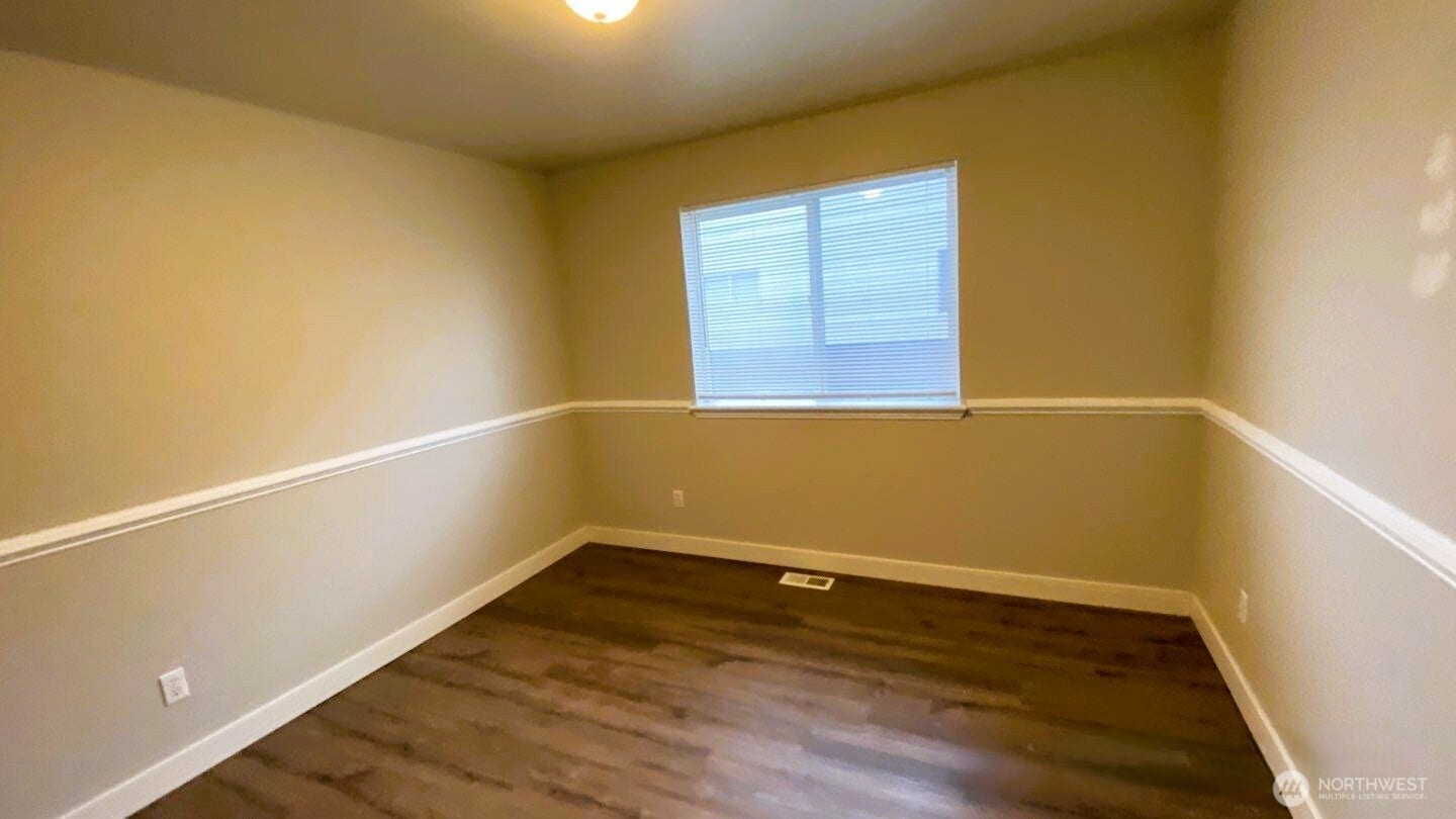 1116 Williams Street NW, Orting, WA 98360 1116 Williams Street NW, Orting, WA 98360