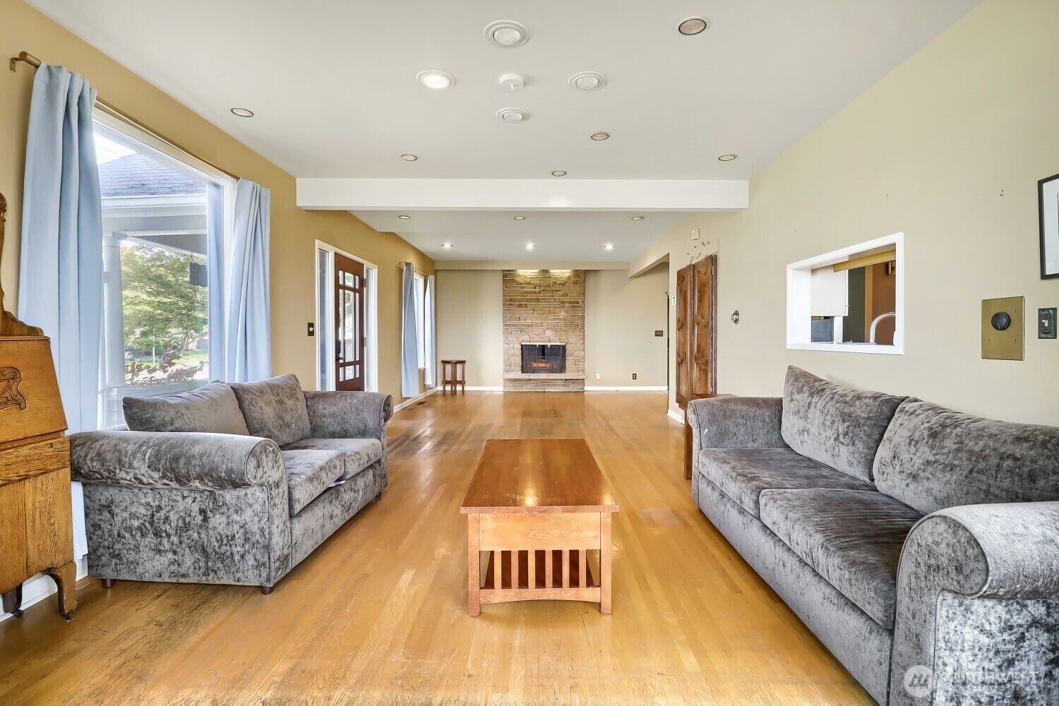 803 NE 72nd Street, Seattle, WA 98115