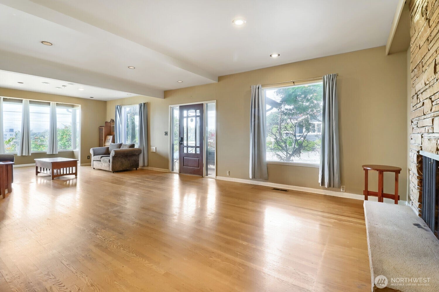 803 NE 72nd Street, Seattle, WA 98115