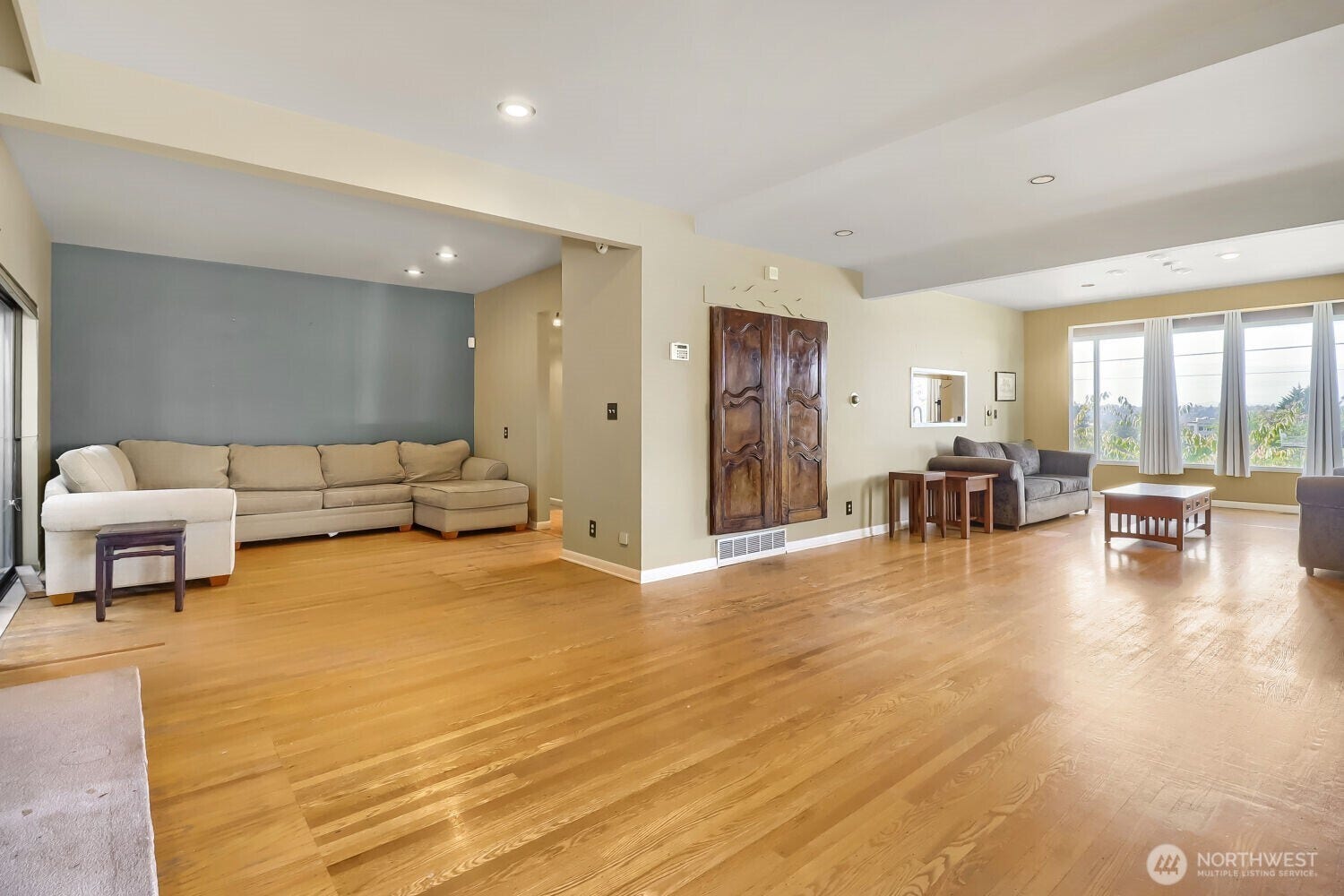 803 NE 72nd Street, Seattle, WA 98115
